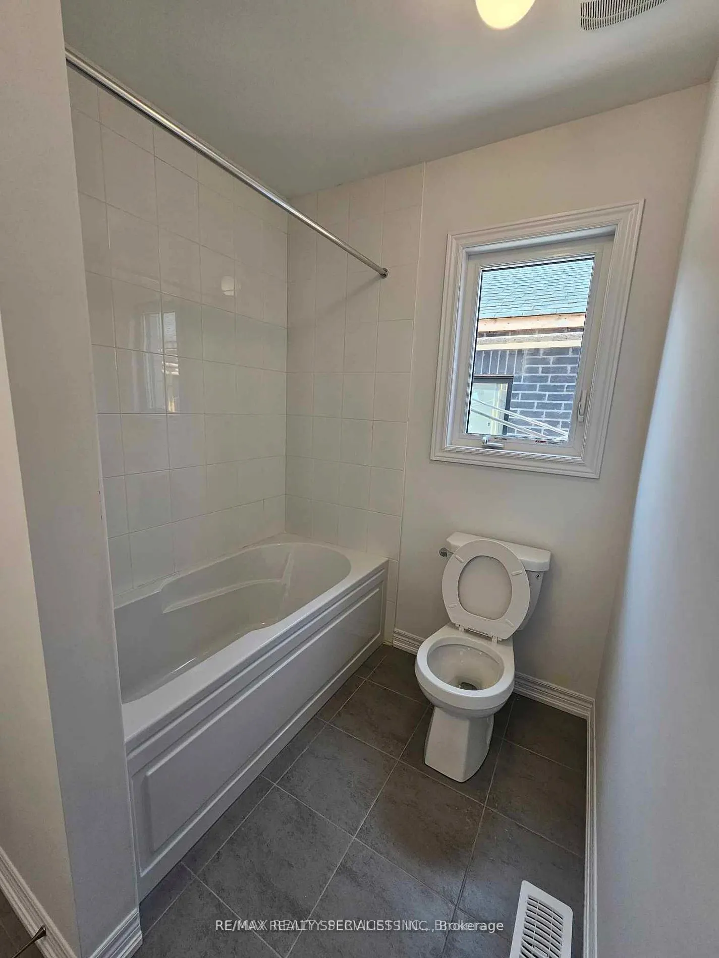 155 Fenchurch Manor