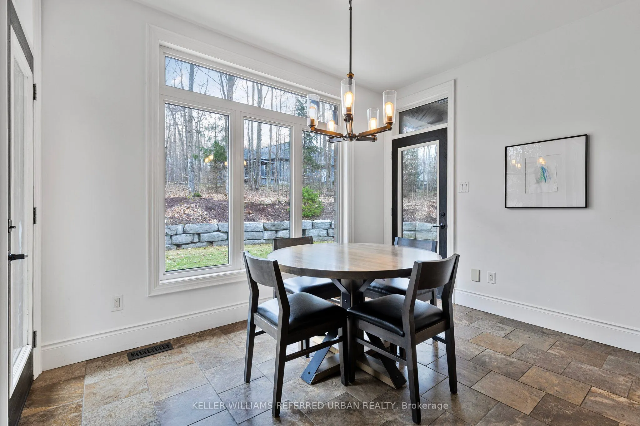 25 Heron Boulevard