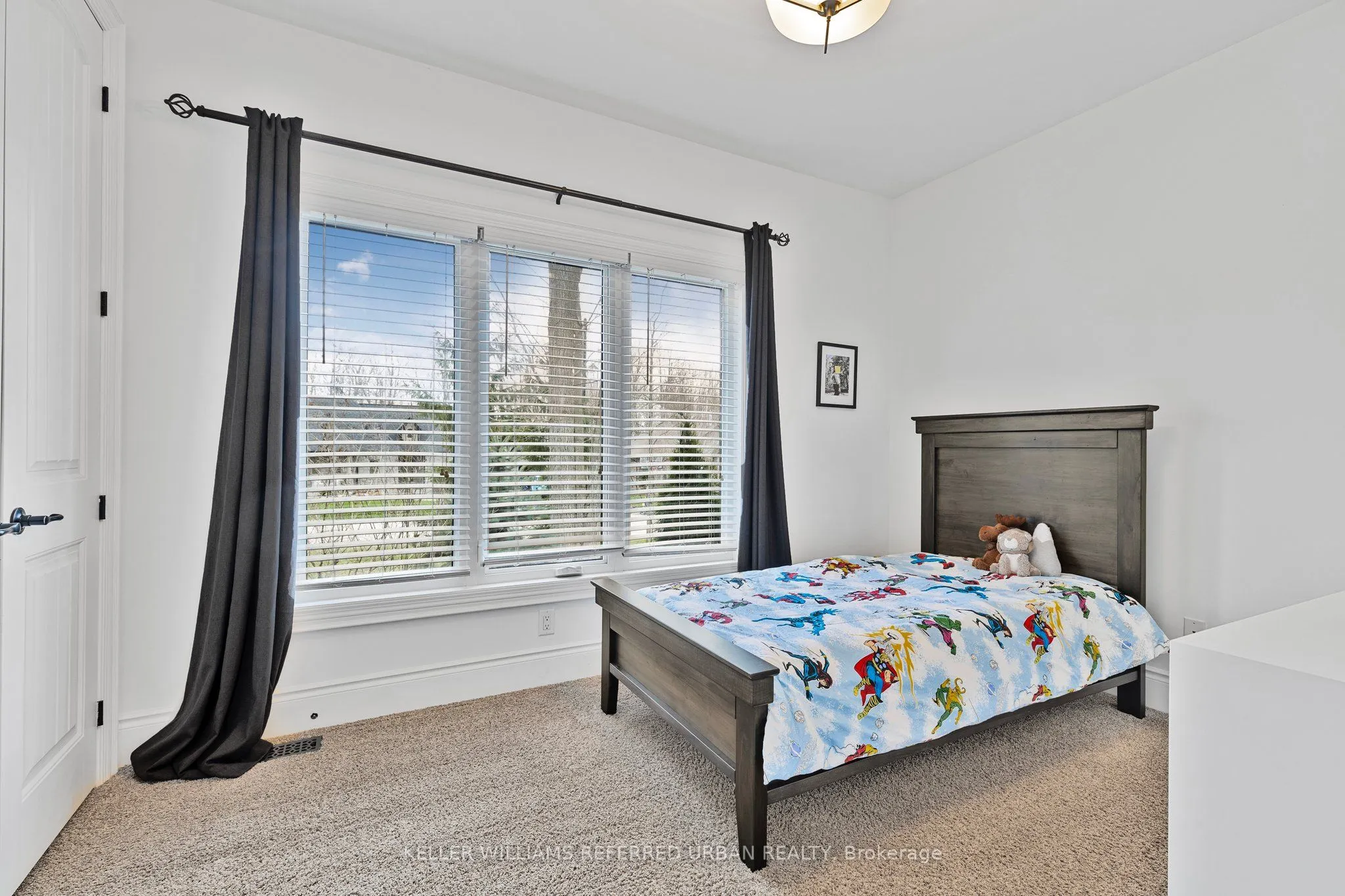 25 Heron Boulevard