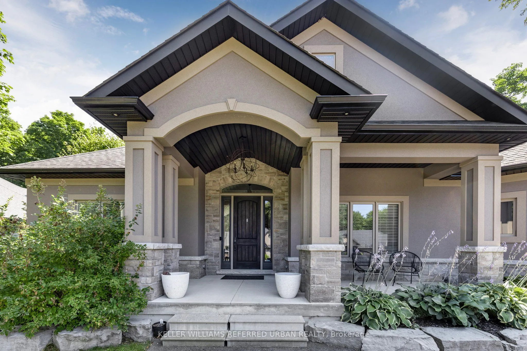 25 Heron Boulevard