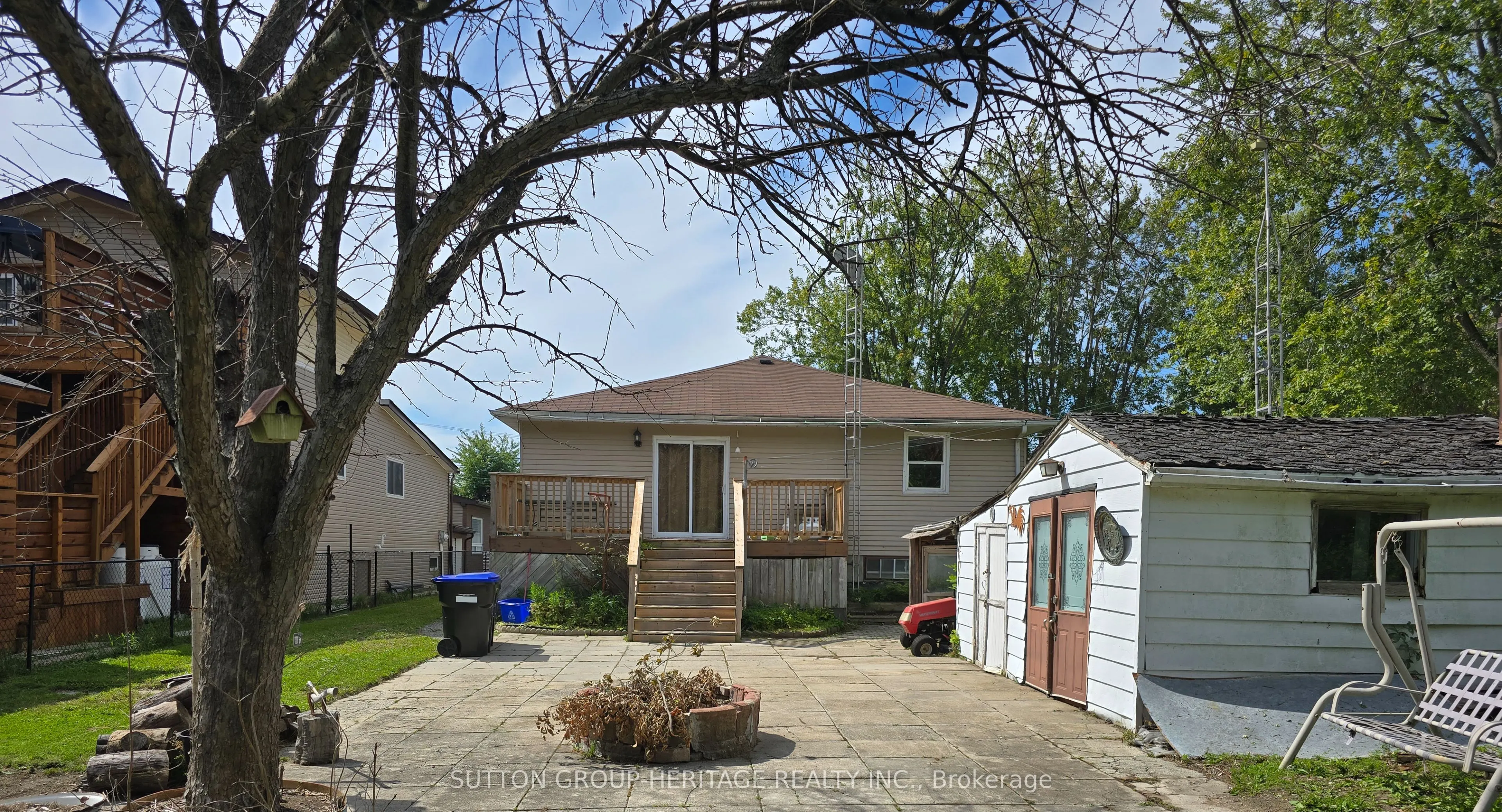 29 Lake Avenue