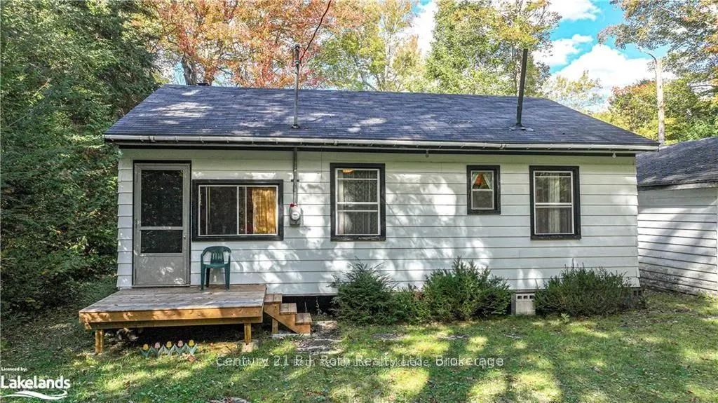 6571 Pioneer Village Lane
