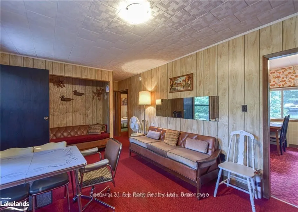 6571 Pioneer Village Lane