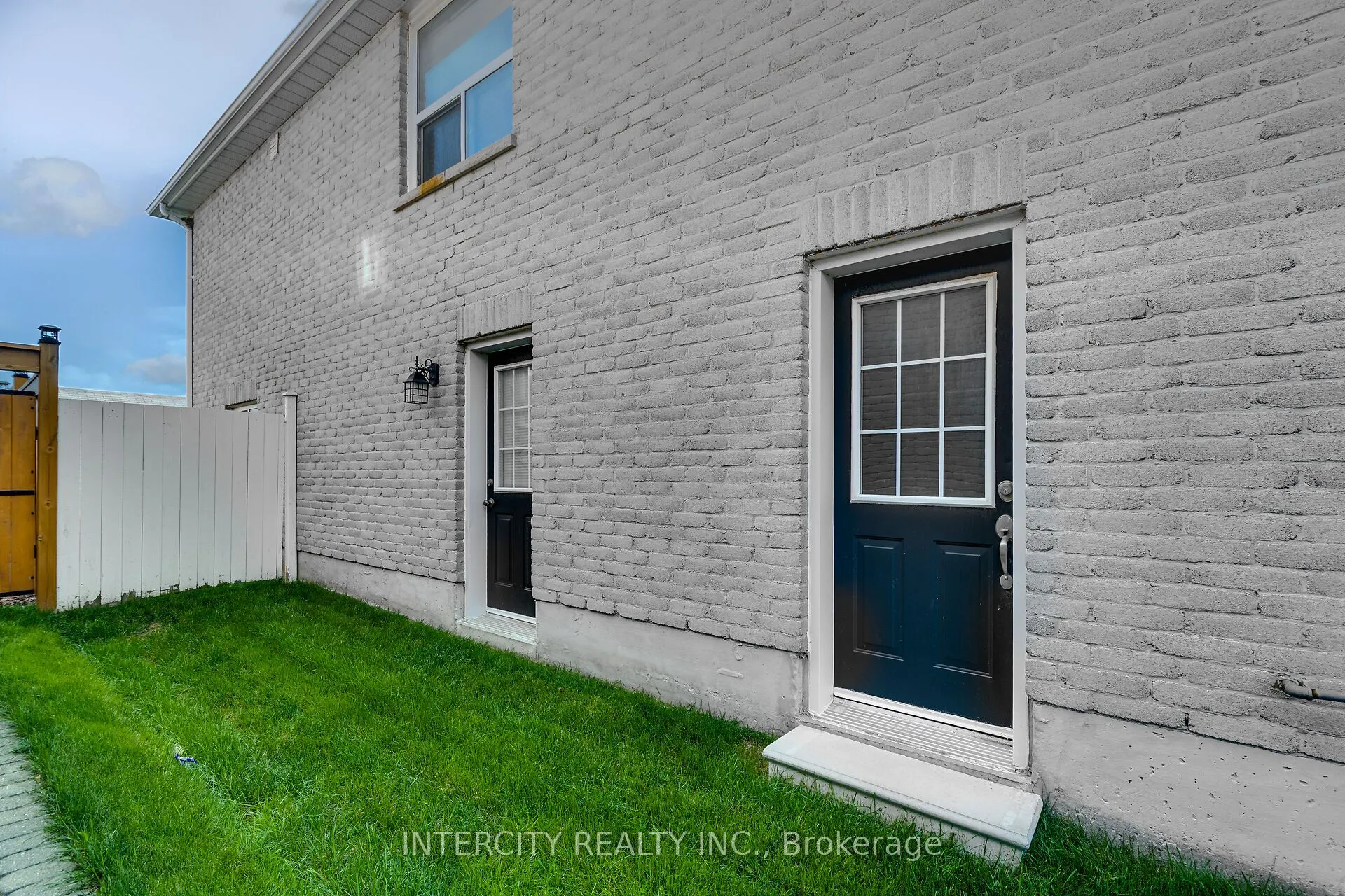 132 Dean Avenue
