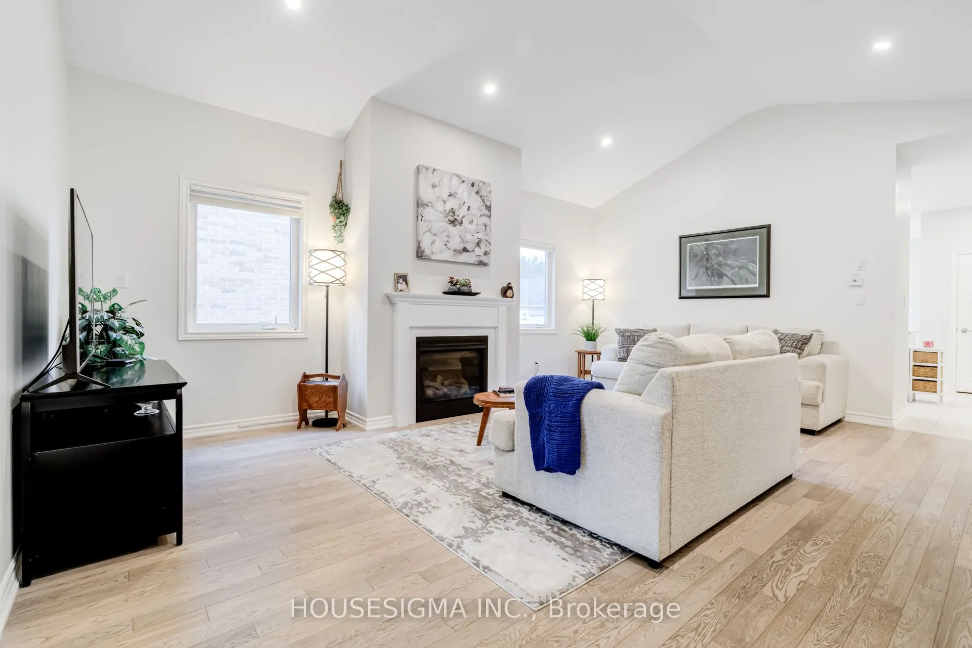 208 Breton Street