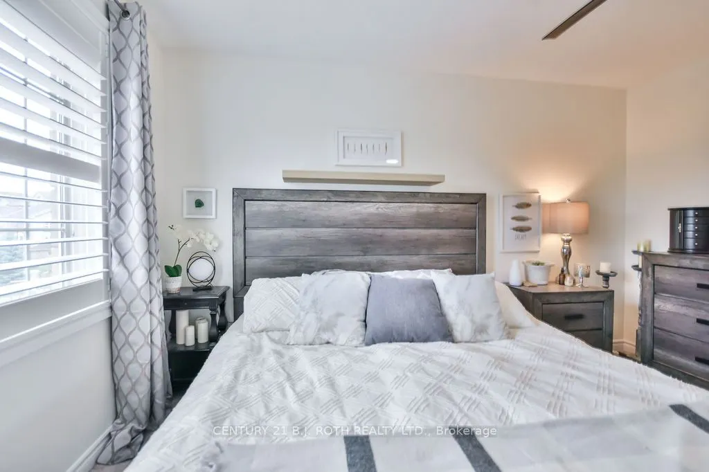 49 Ferndale Drive S, #3
