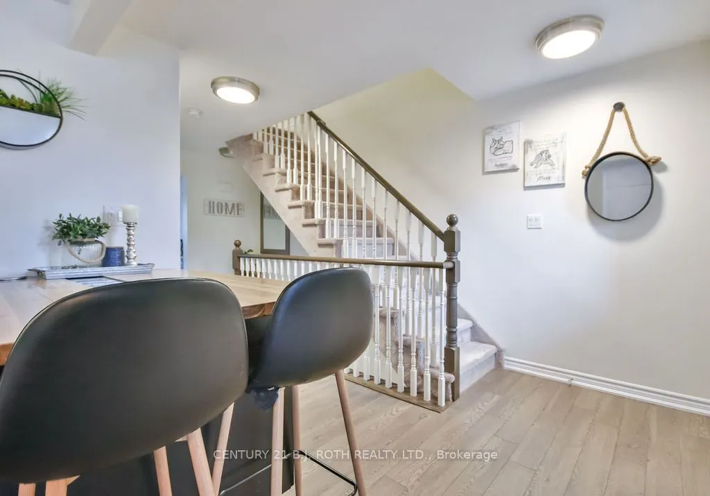 49 Ferndale Drive S, #3