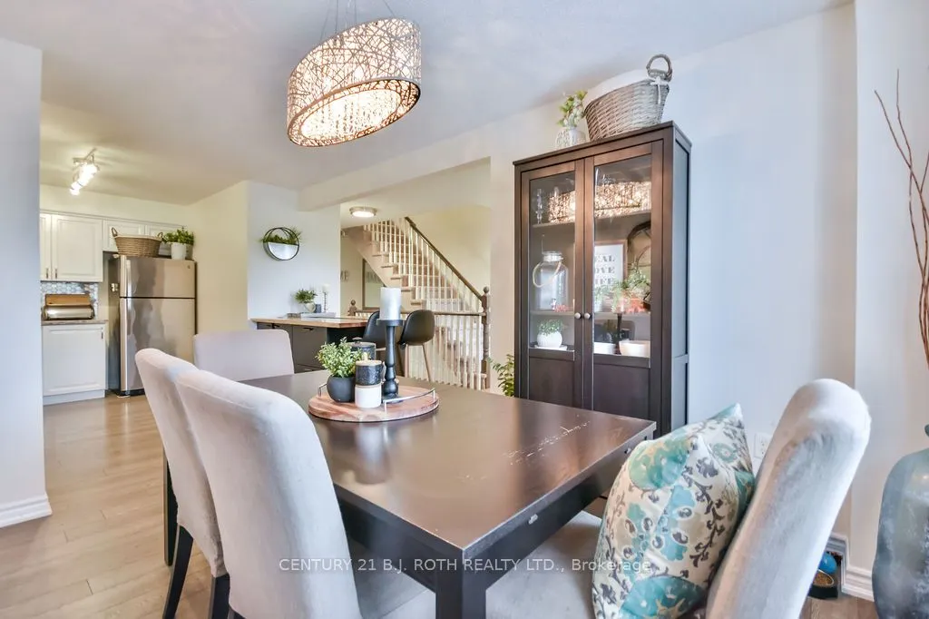 49 Ferndale Drive S, #3