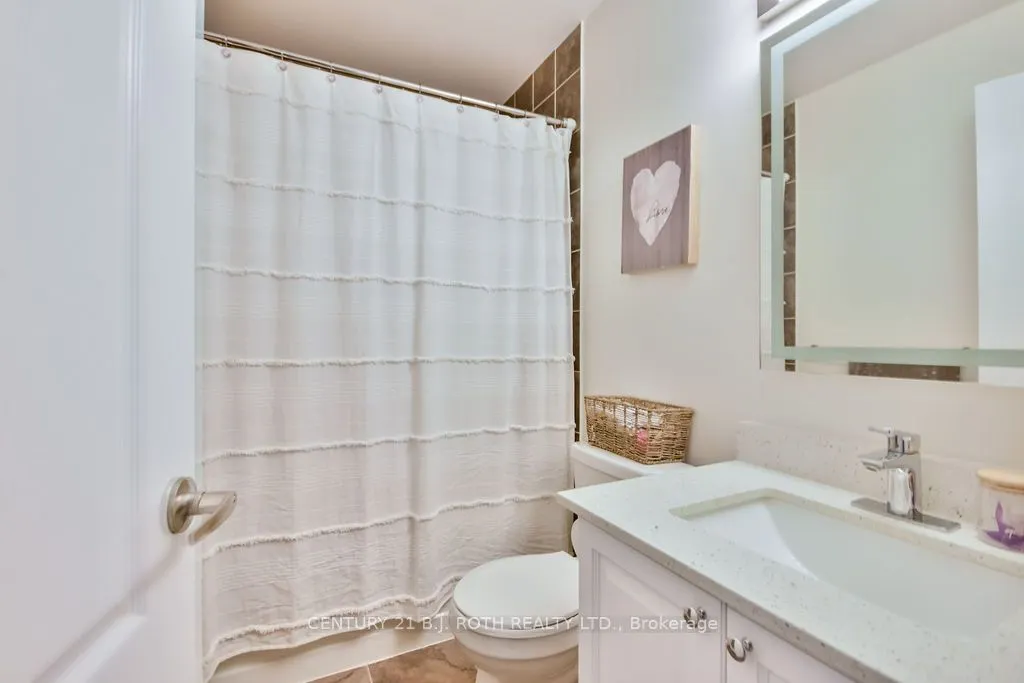 49 Ferndale Drive S, #3