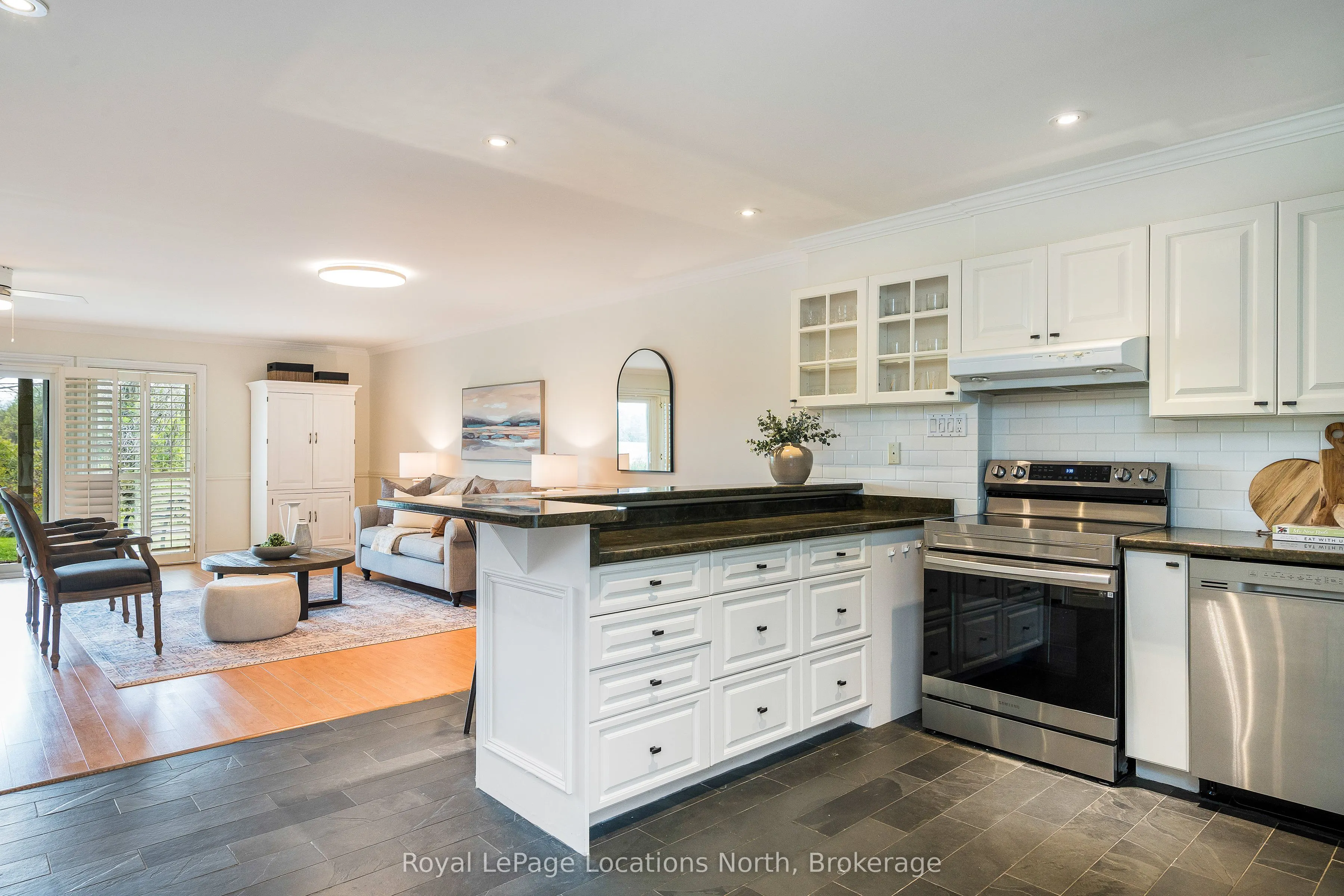 572 Oxbow Crescent, #12