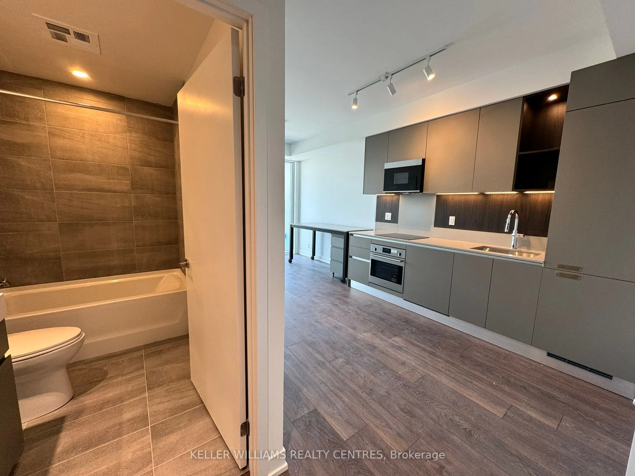 39 Mary Street, #1504