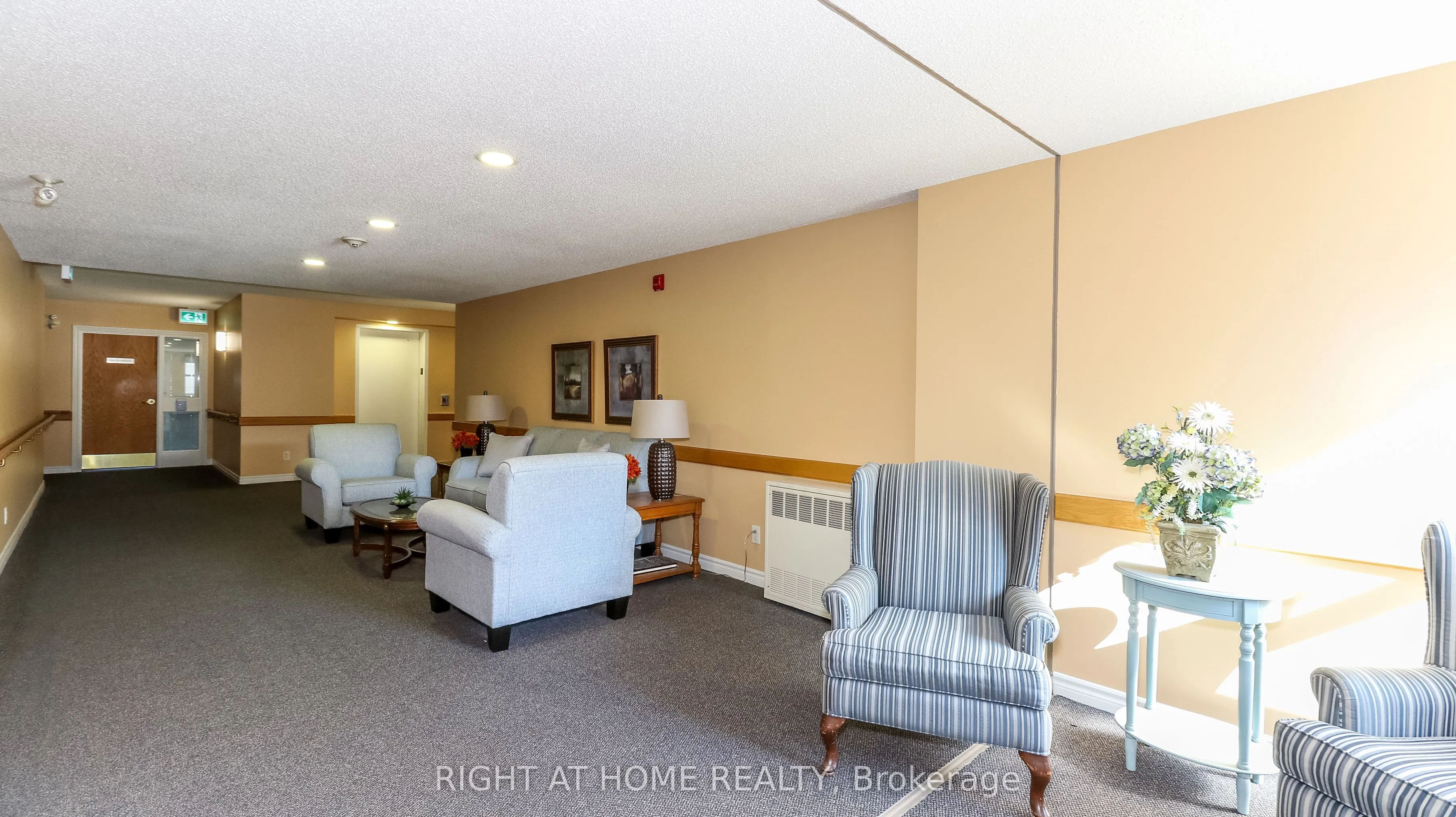 90 Dean Avenue, #317