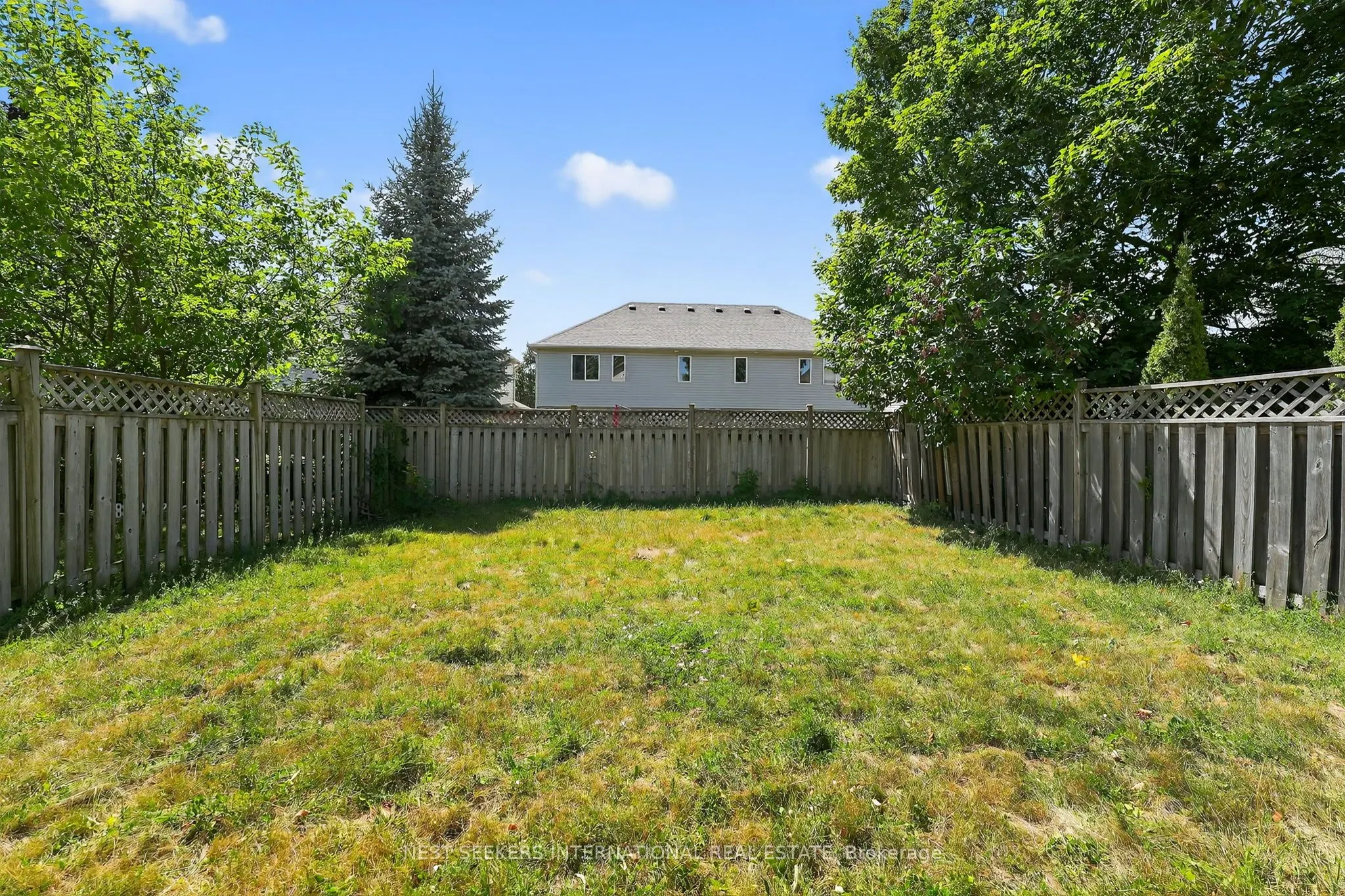 219 Nathan Crescent