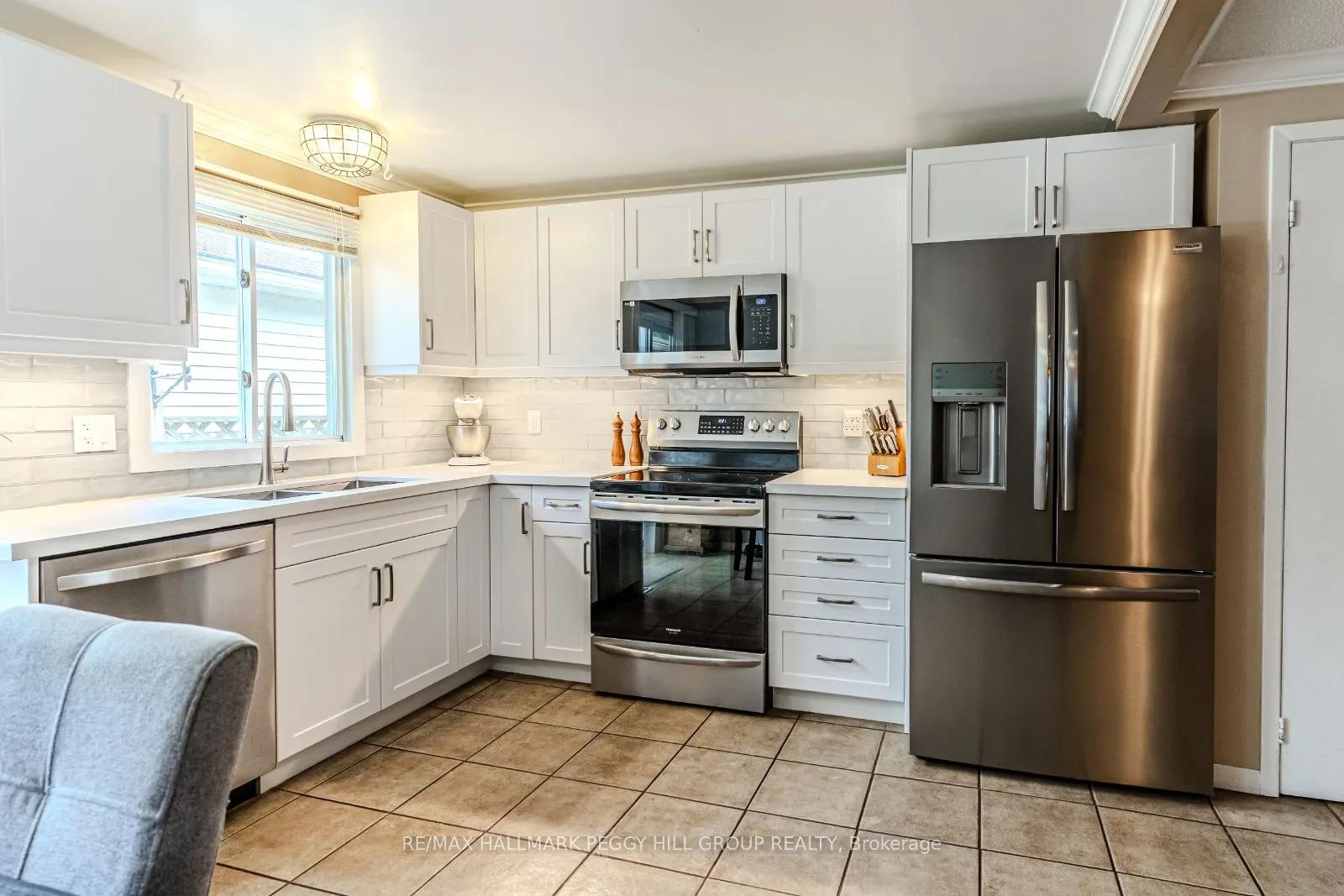 92 Hickling Trail