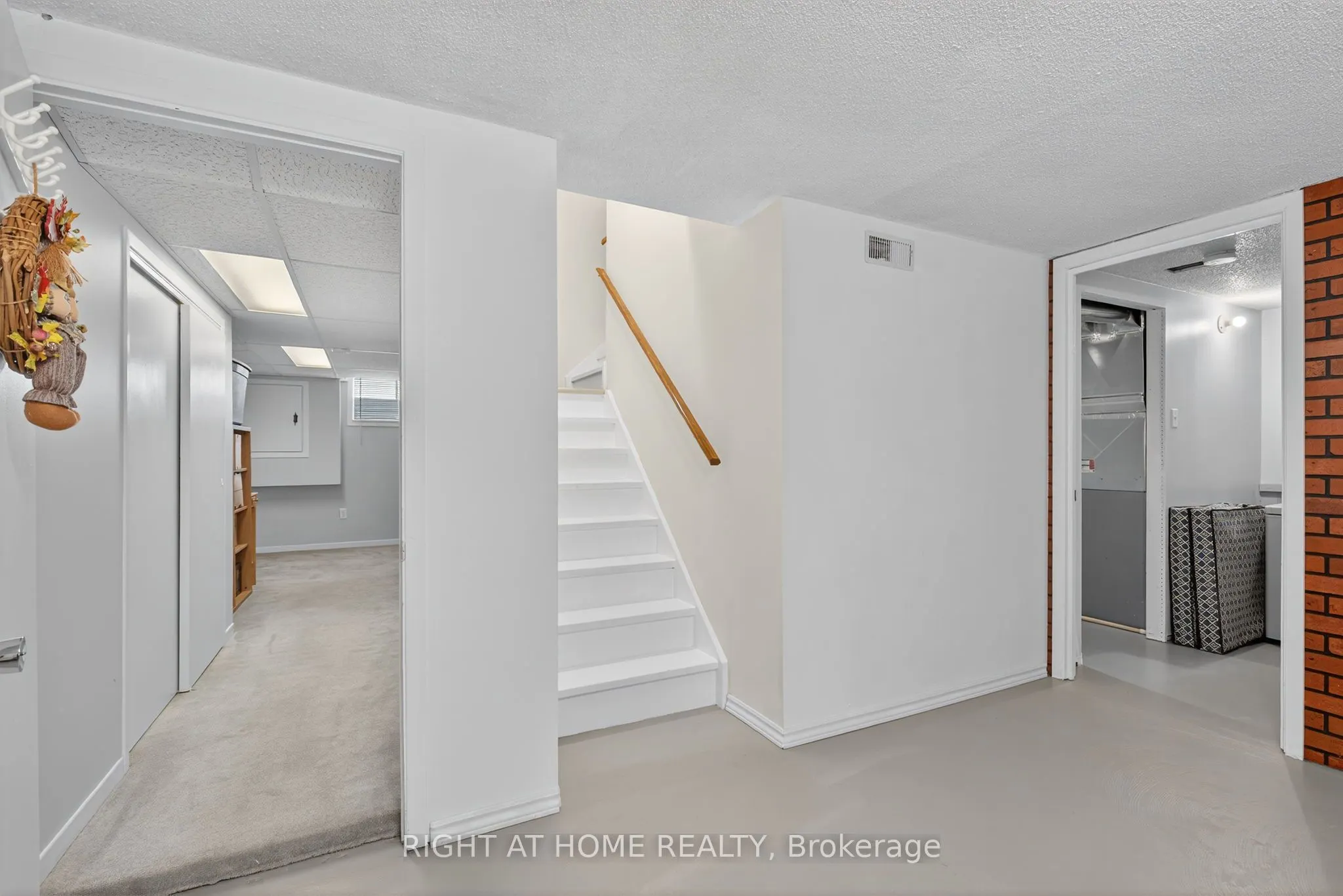 688 Bayview Drive