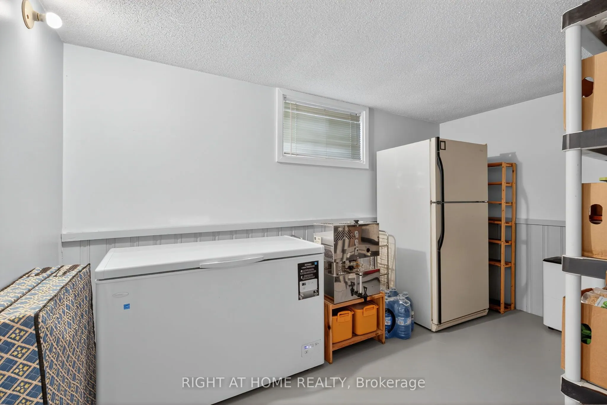688 Bayview Drive