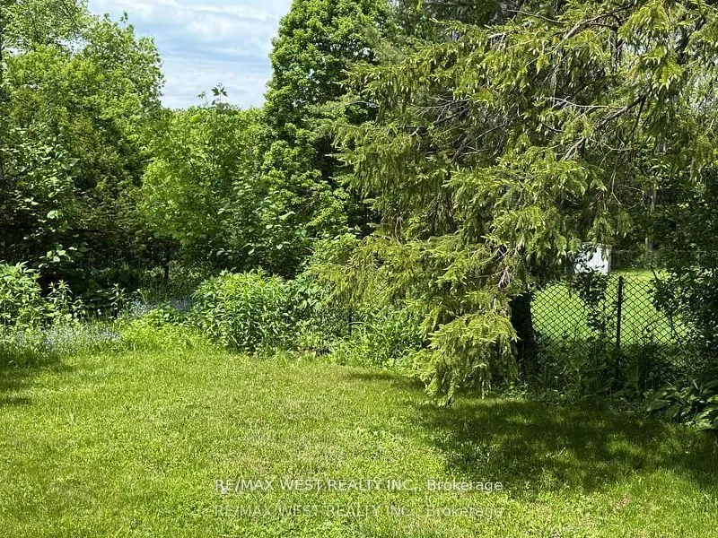 105 Shirley Avenue