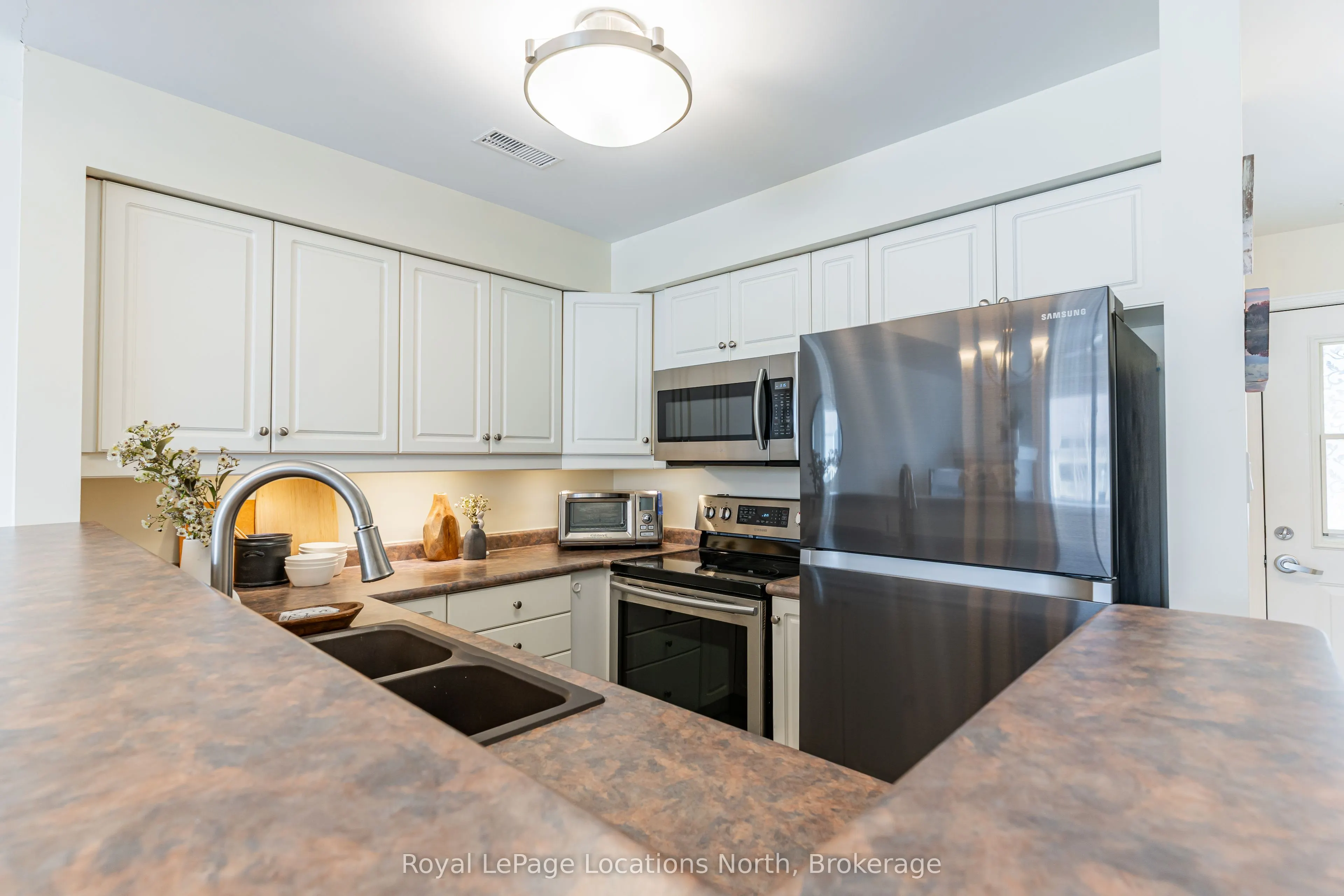 465 Mariners Way, #12
