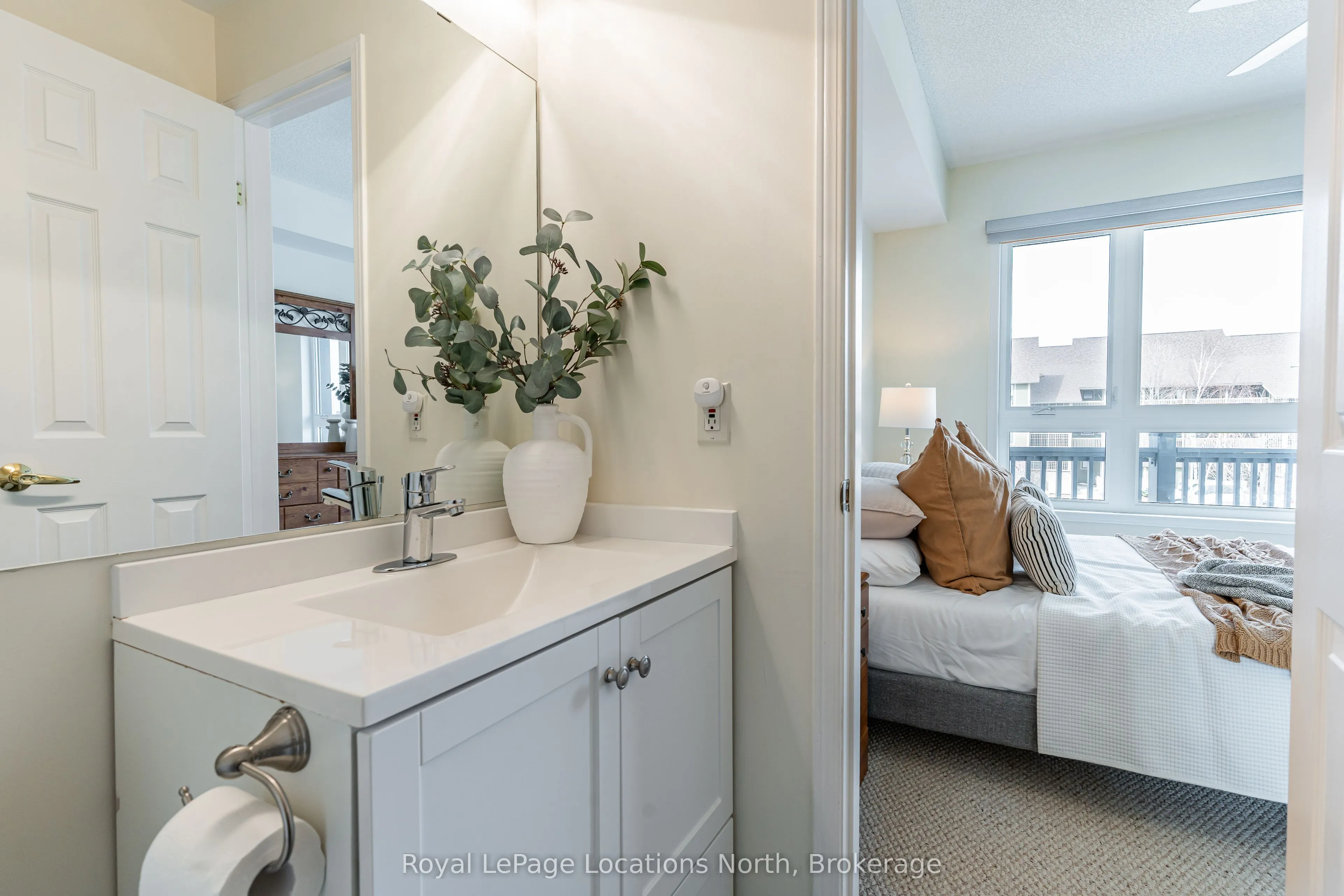 465 Mariners Way, #12