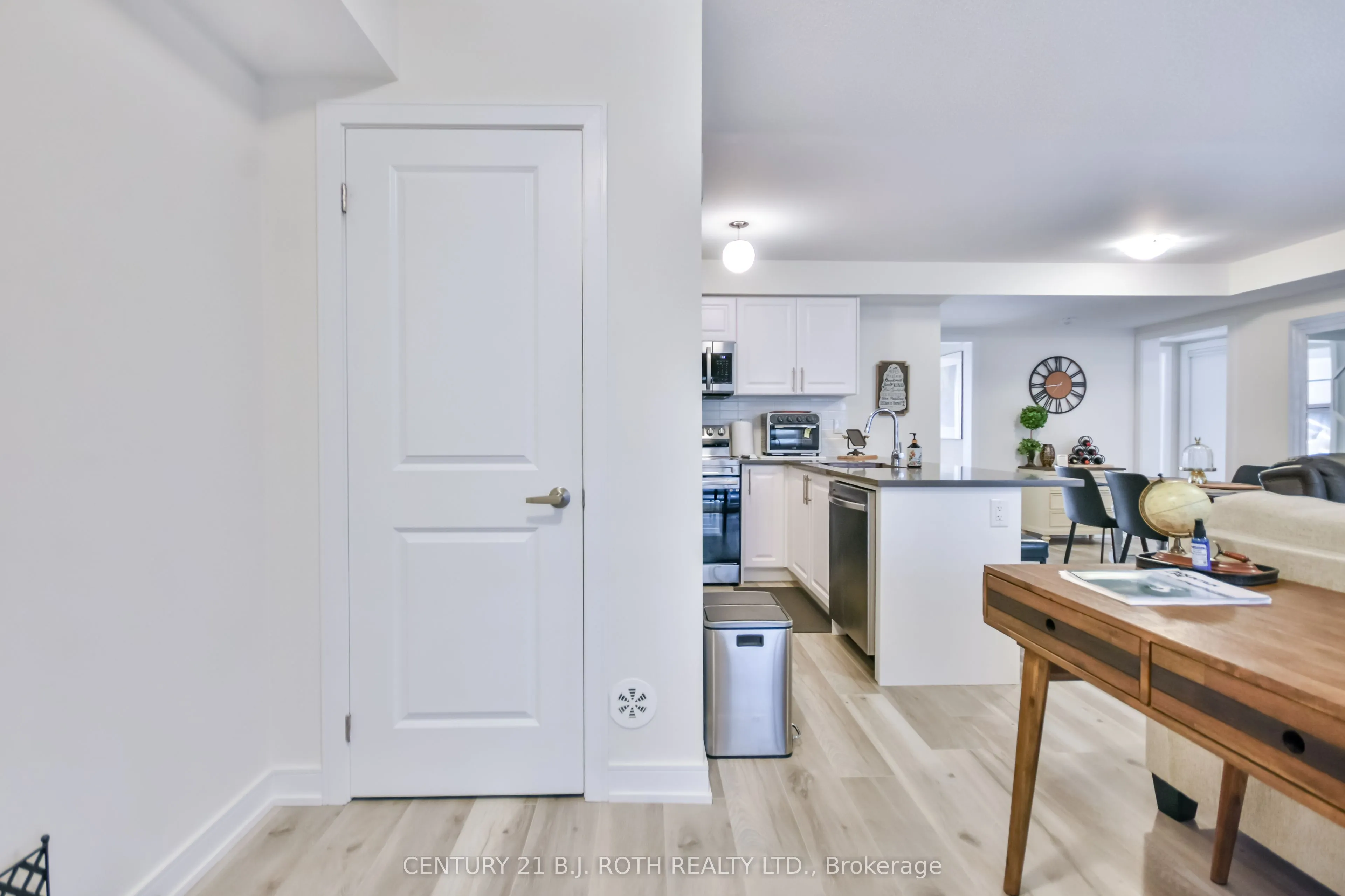 64 APPLETREE Lane, #69