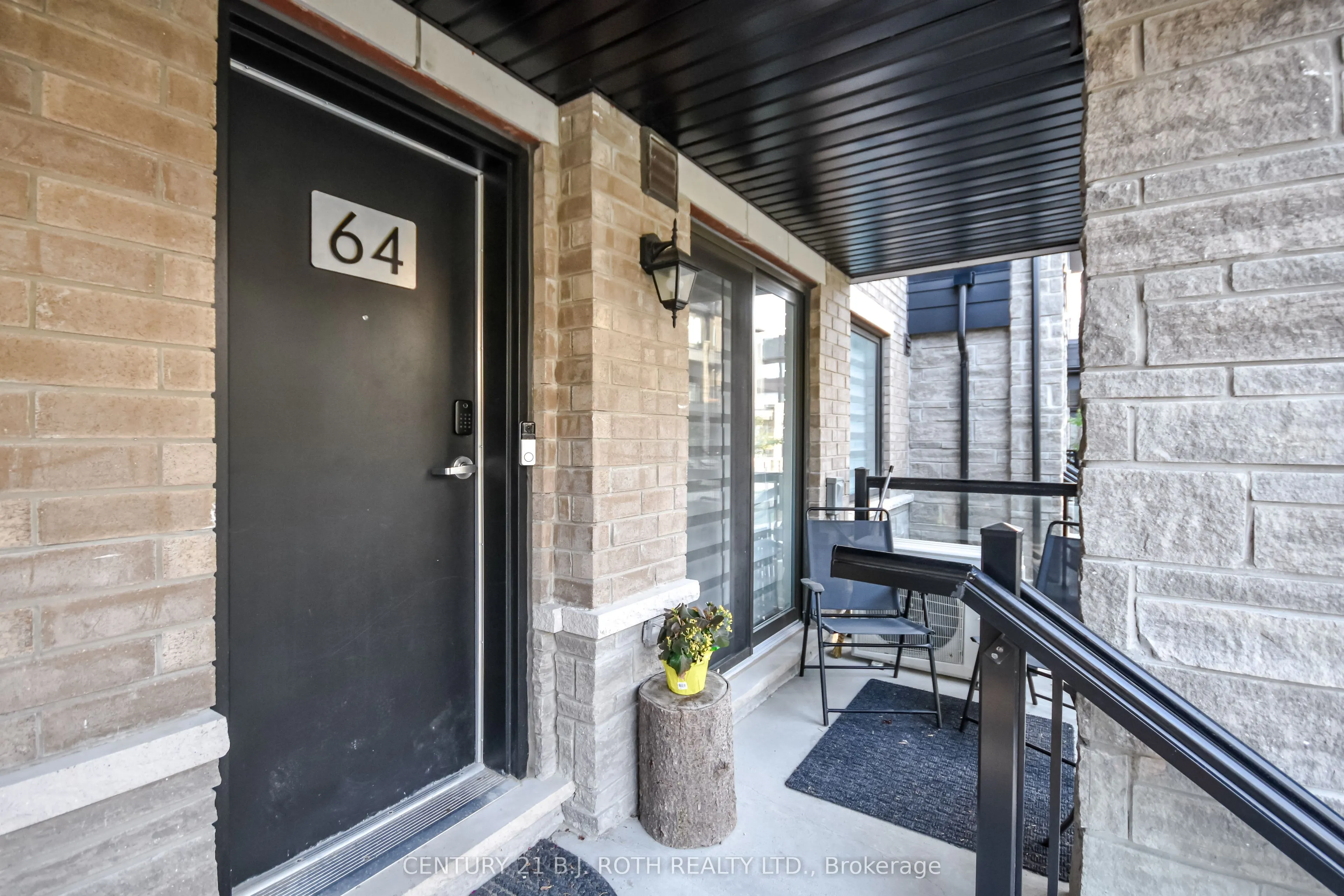 64 APPLETREE Lane, #69