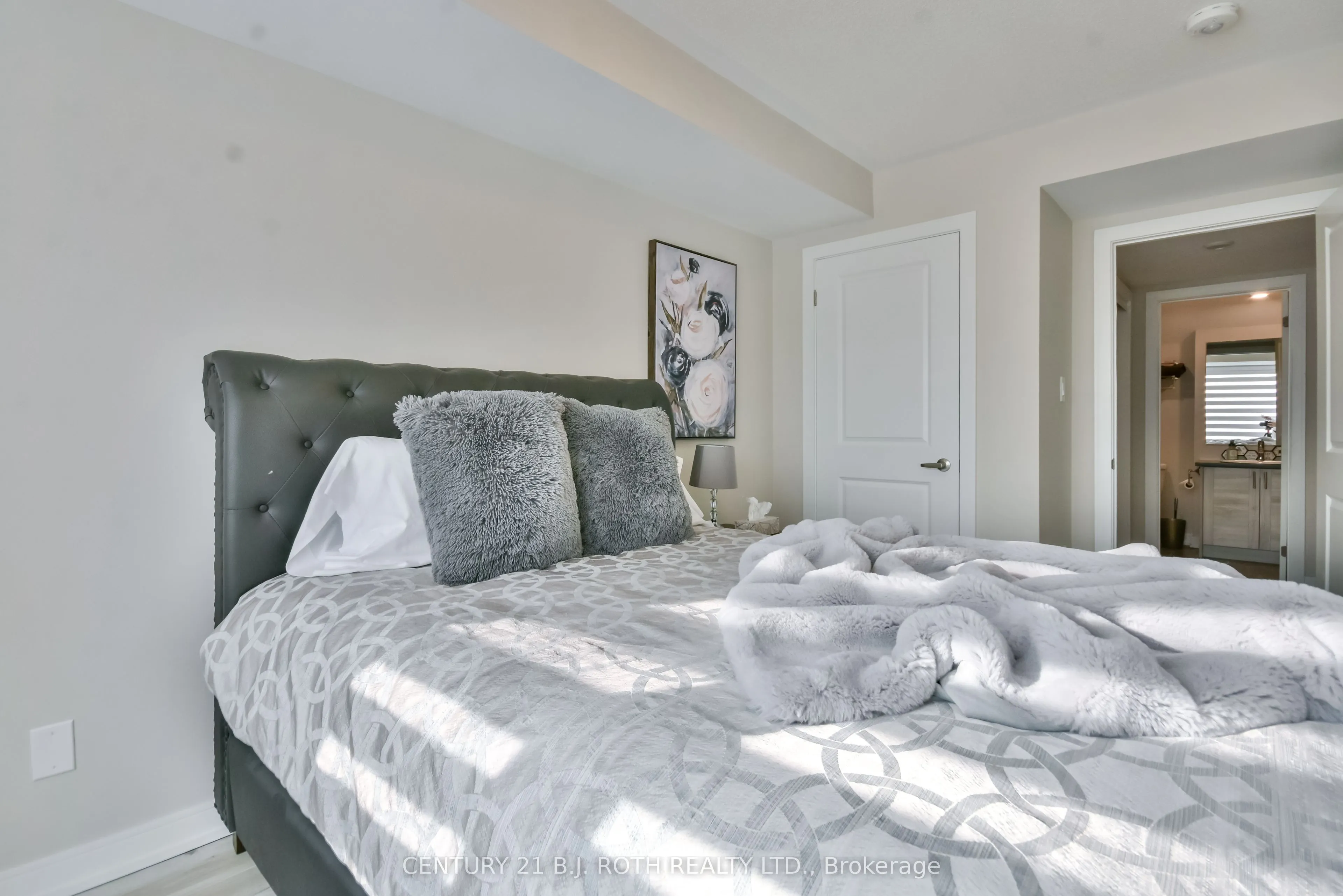 64 APPLETREE Lane, #69