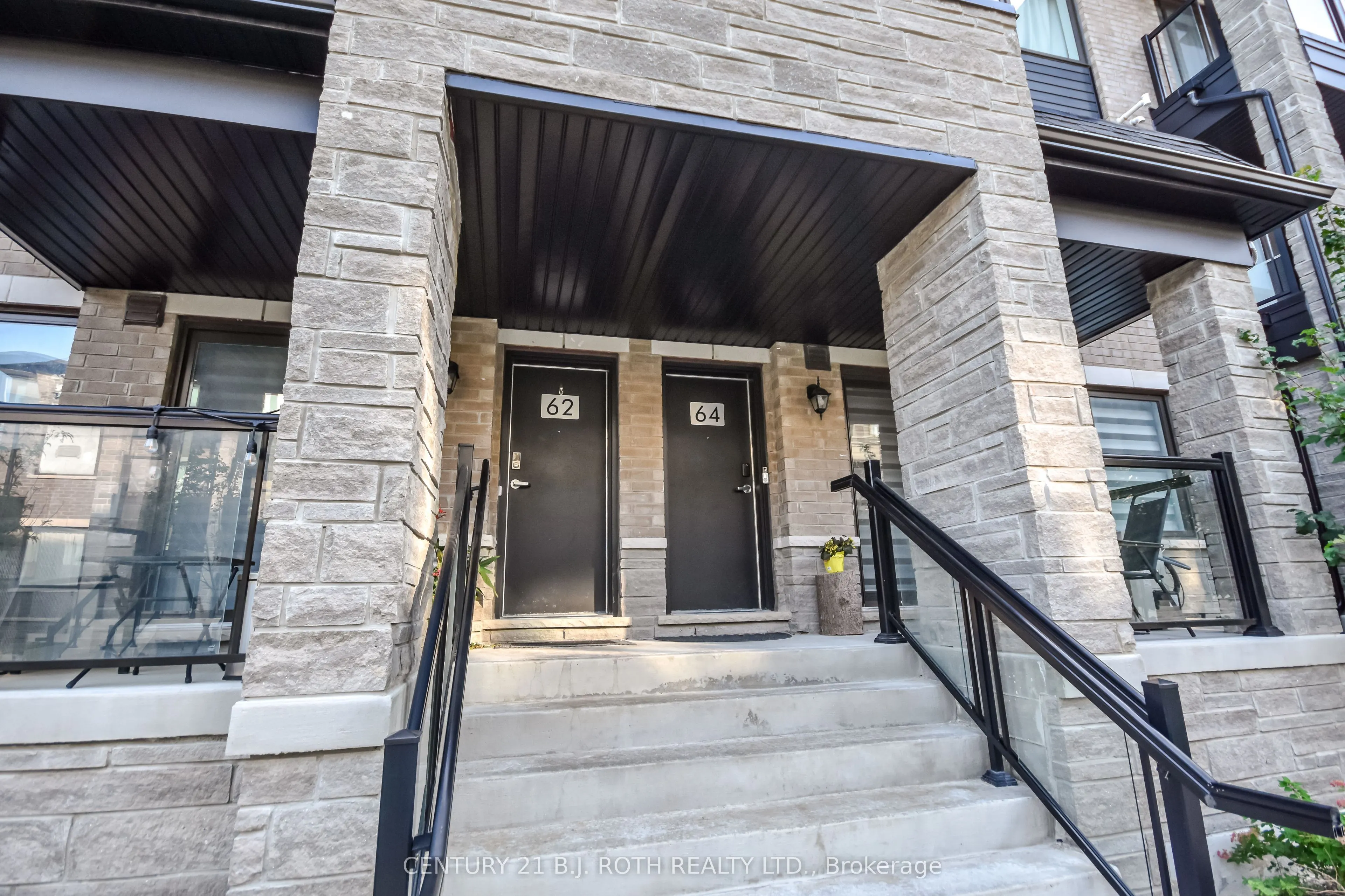 64 APPLETREE Lane, #69