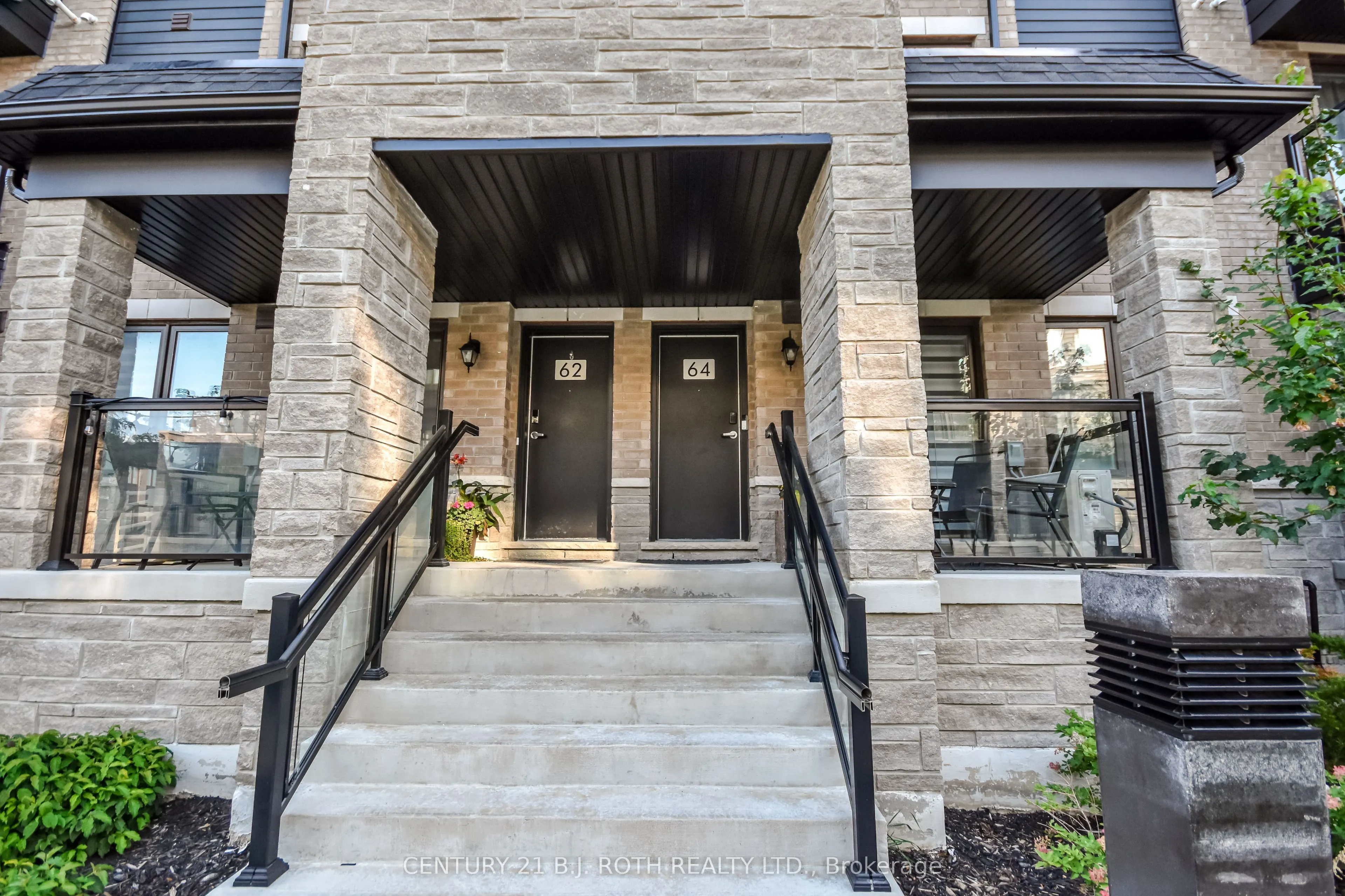 64 APPLETREE Lane, #69