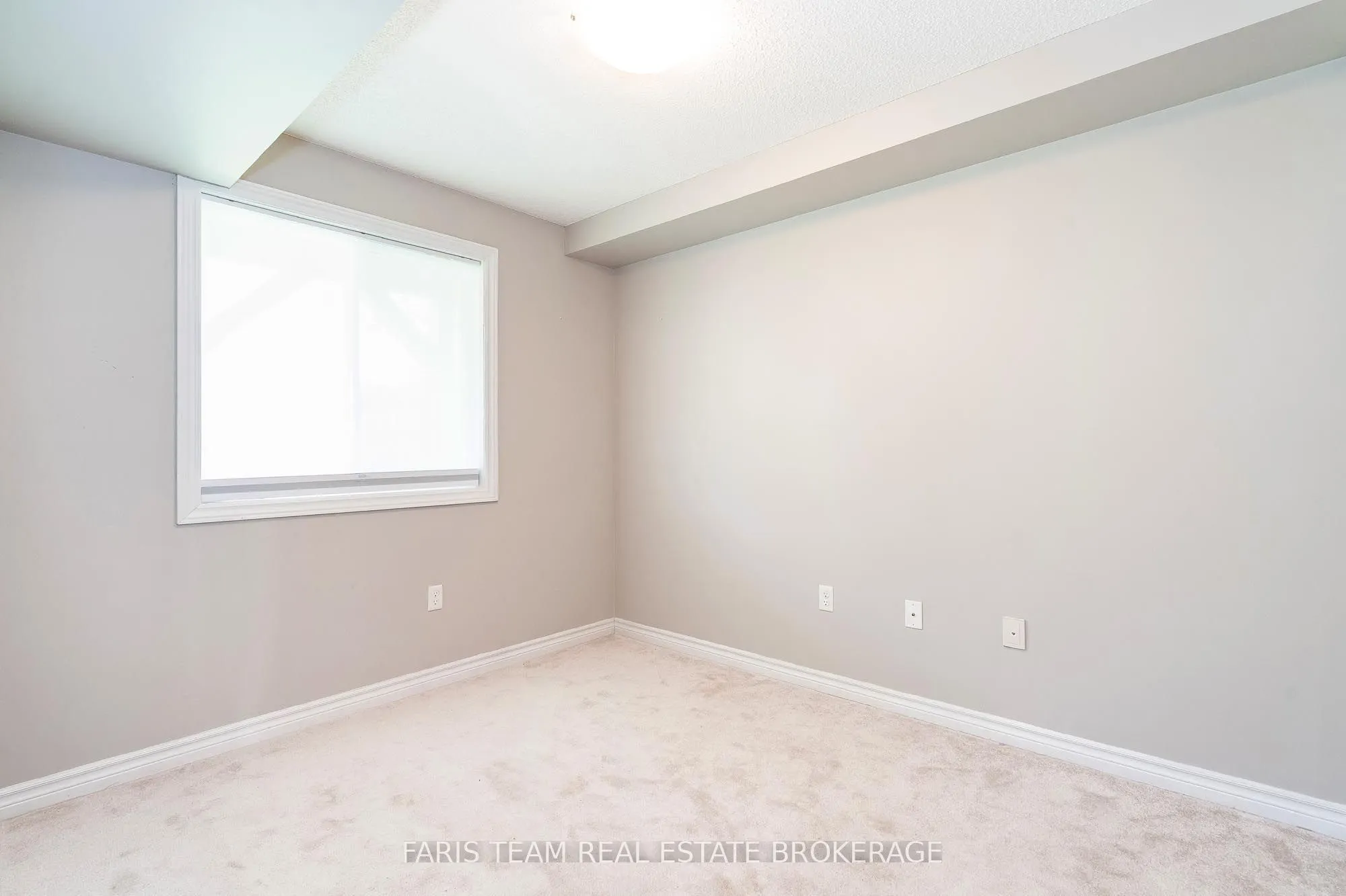 57 Ferndale Drive S, #9