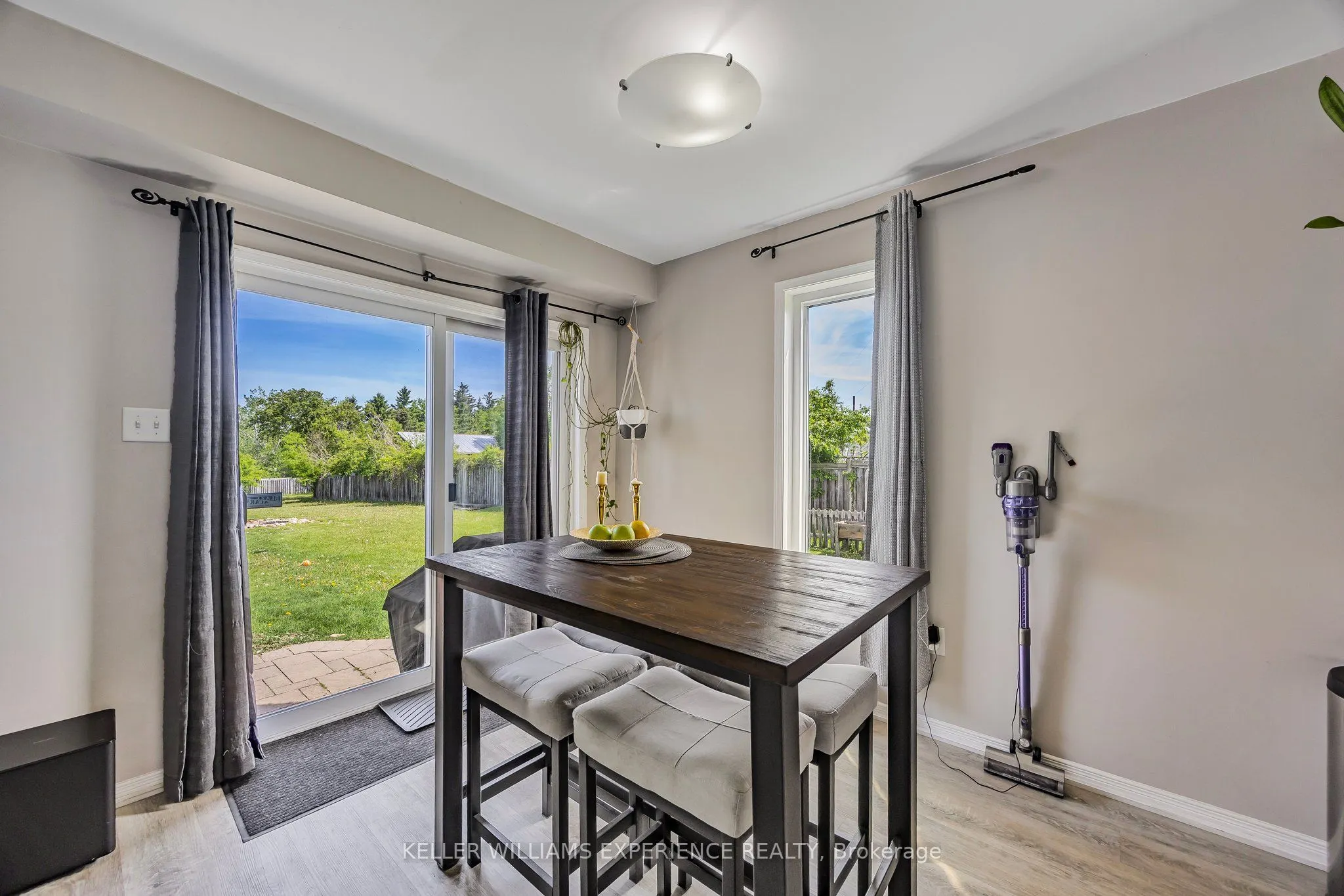 13 Sunset Place