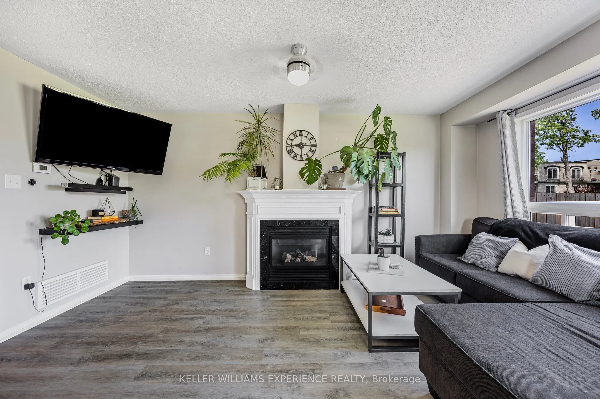 13 Sunset Place
