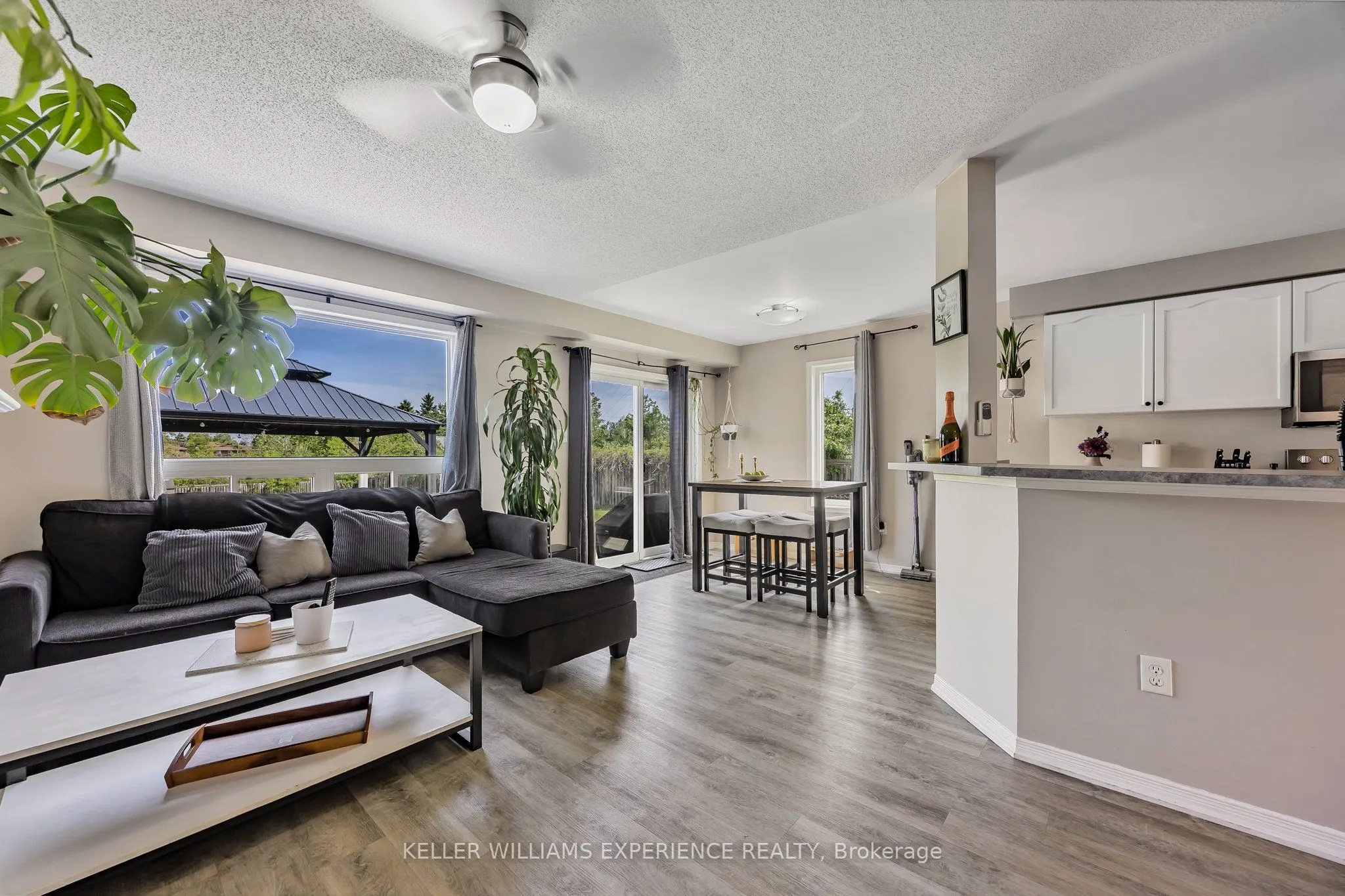 13 Sunset Place