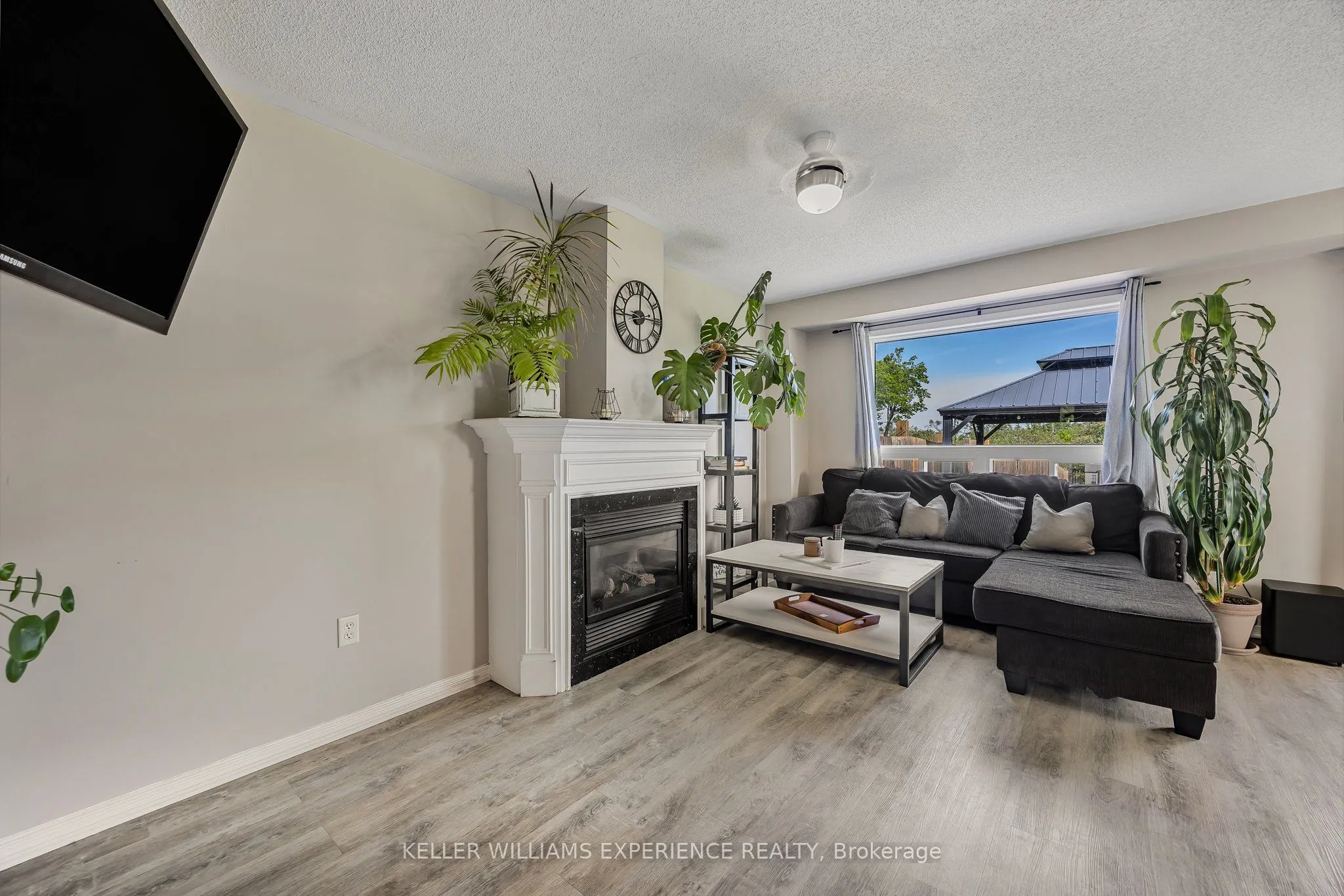 13 Sunset Place