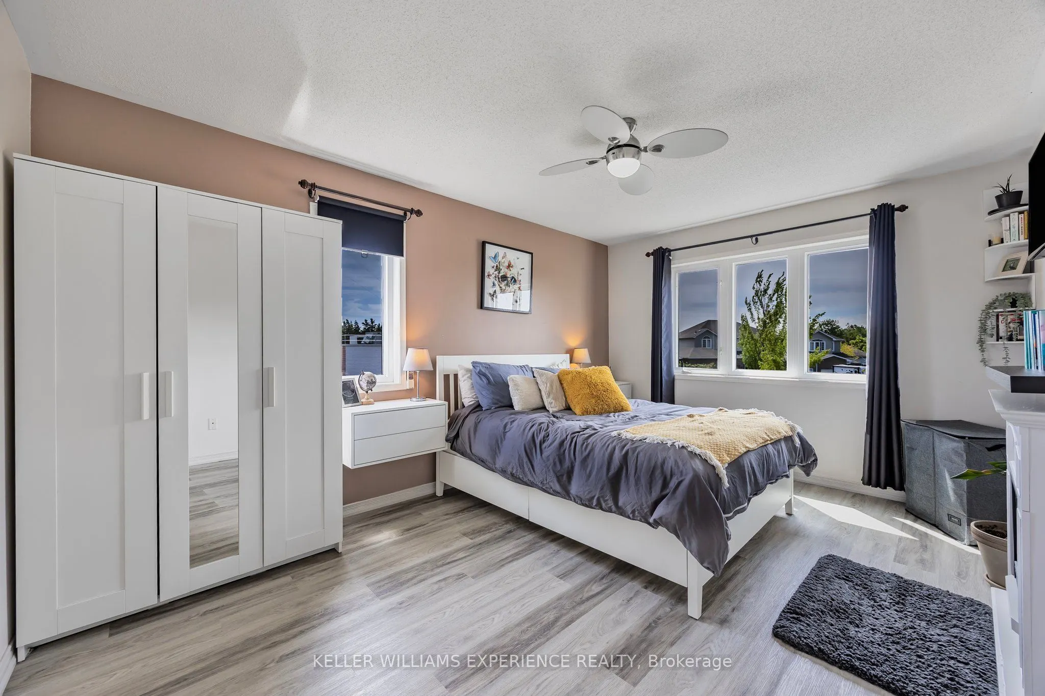 13 Sunset Place