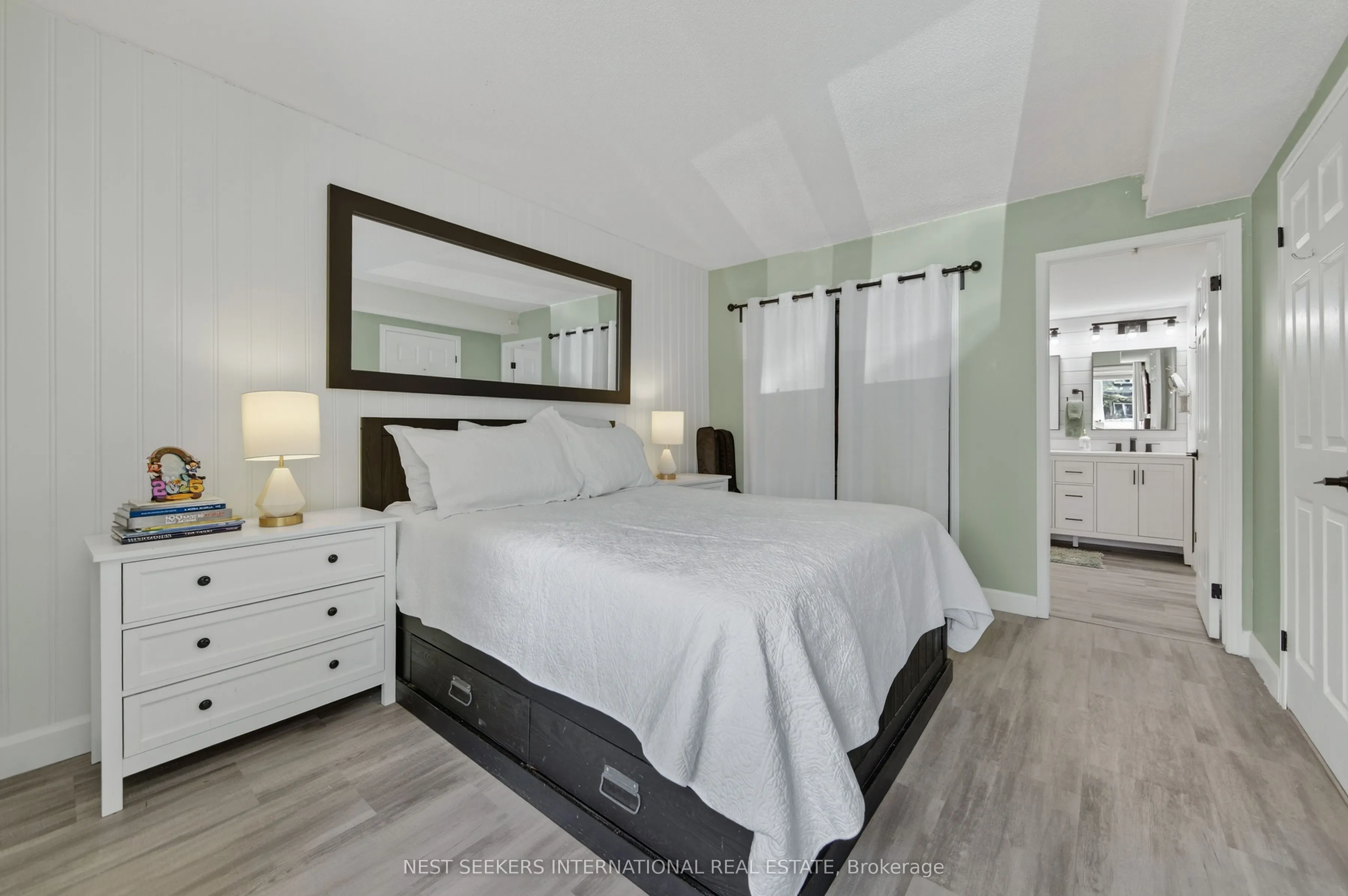 5 Harbour Street, #27