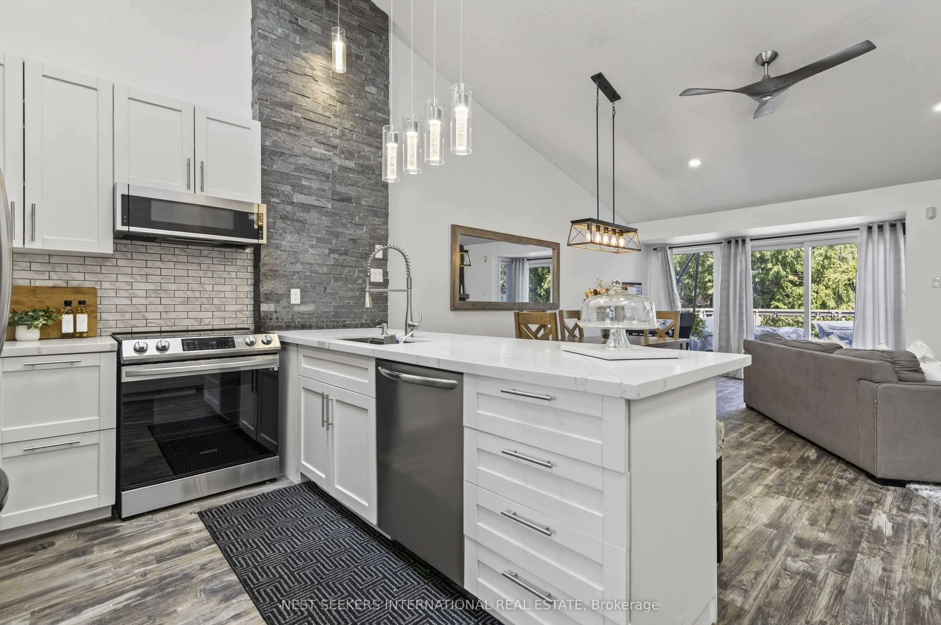 5 Harbour Street, #27