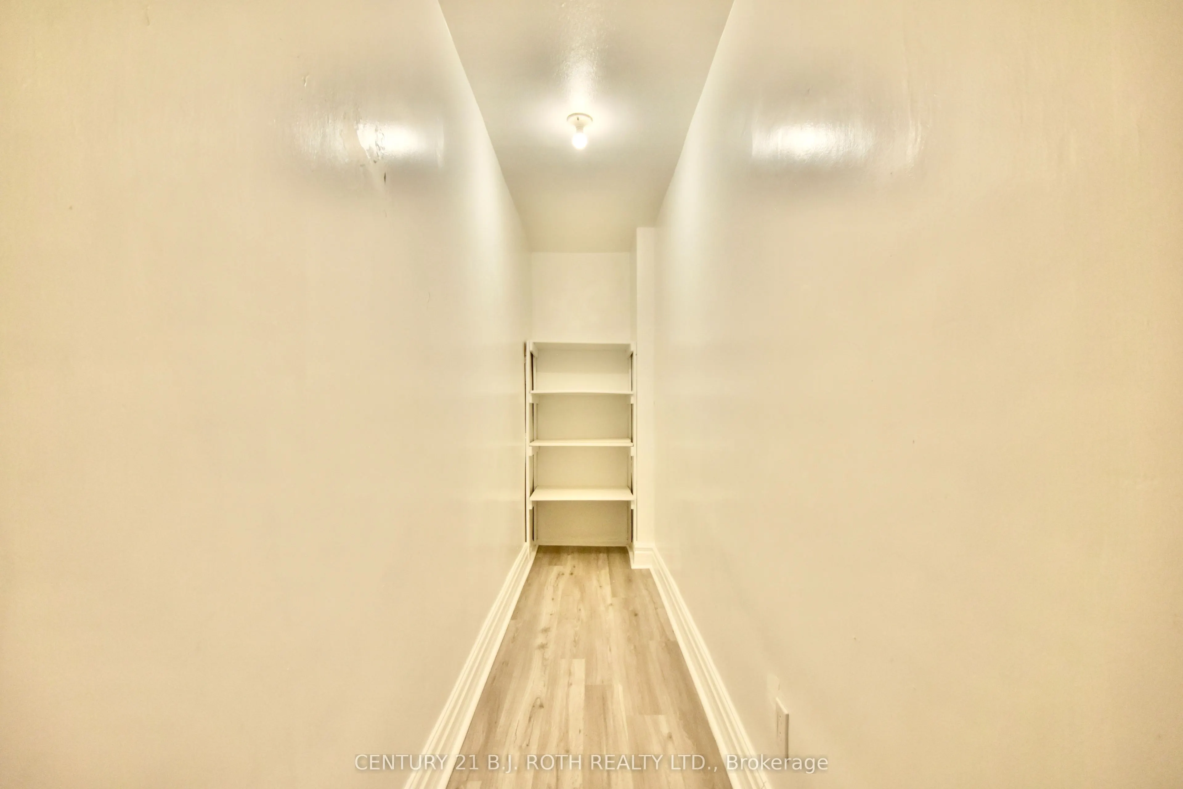 2 Grove Street E, #21