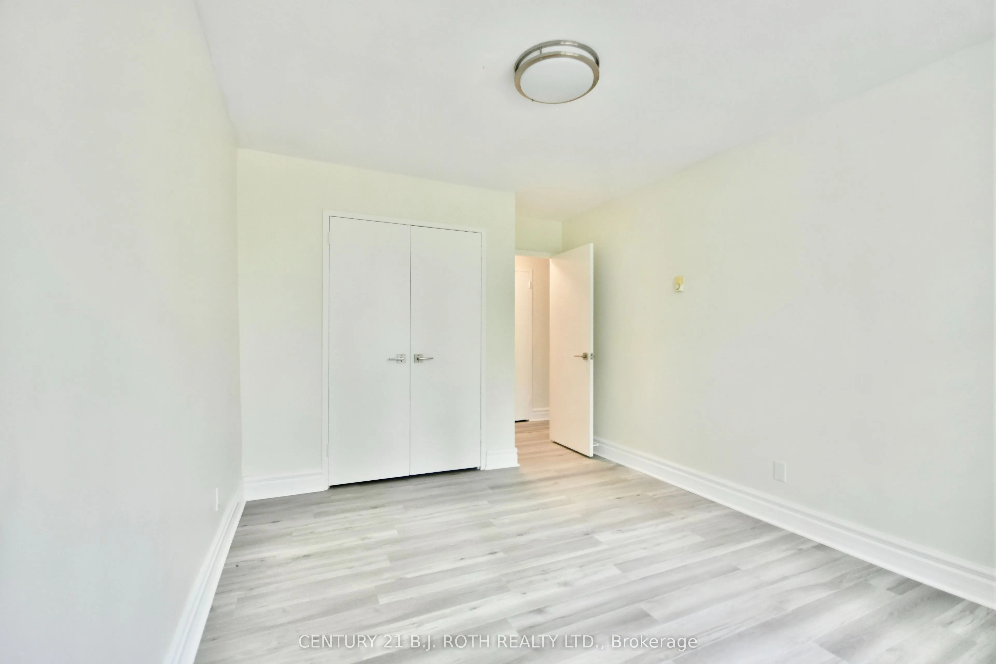 2 Grove Street E, #21