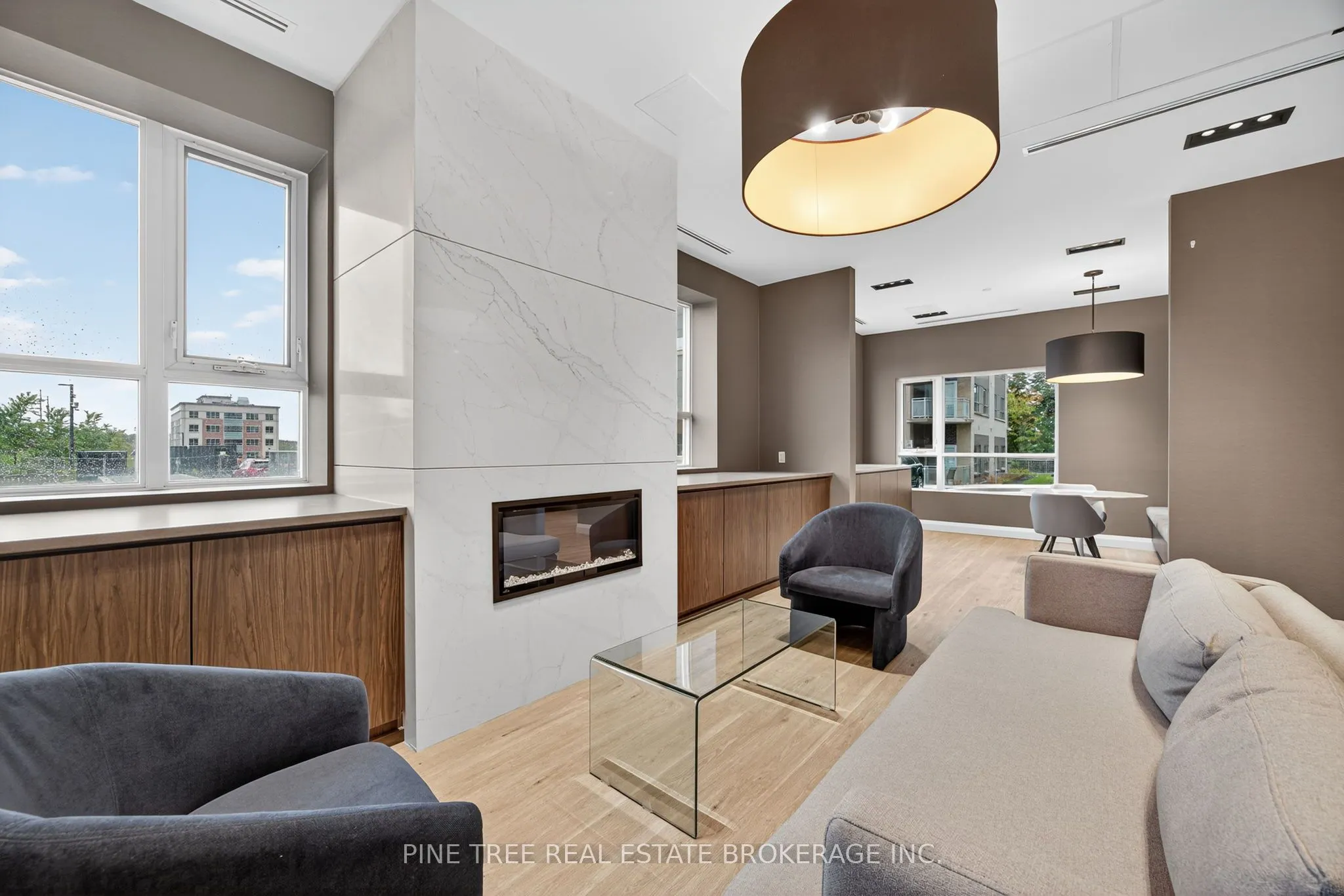 58 Lakeside Terrace, #305