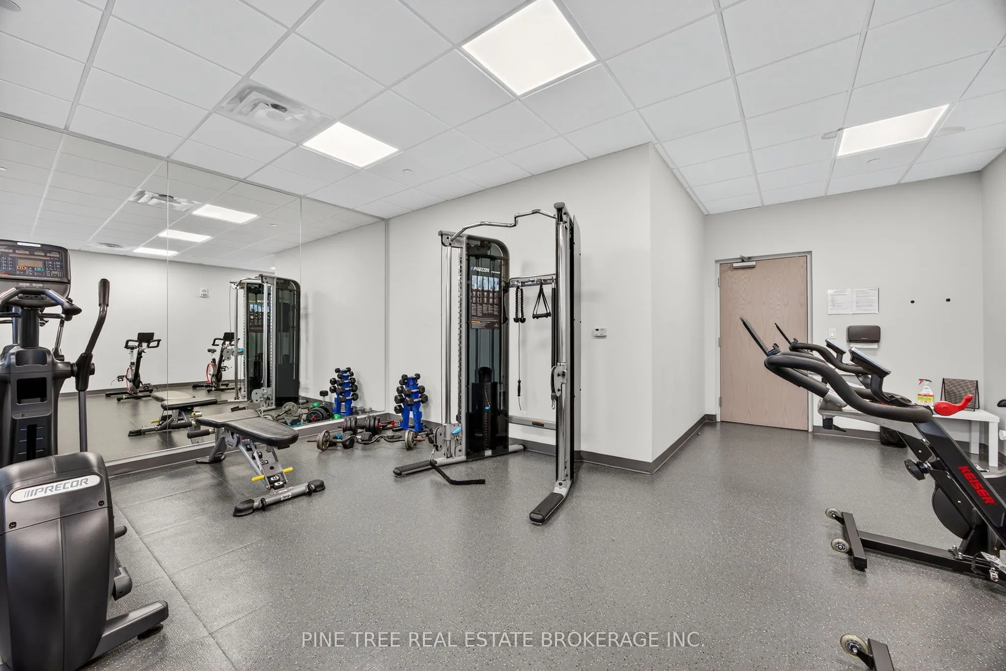 58 Lakeside Terrace, #305