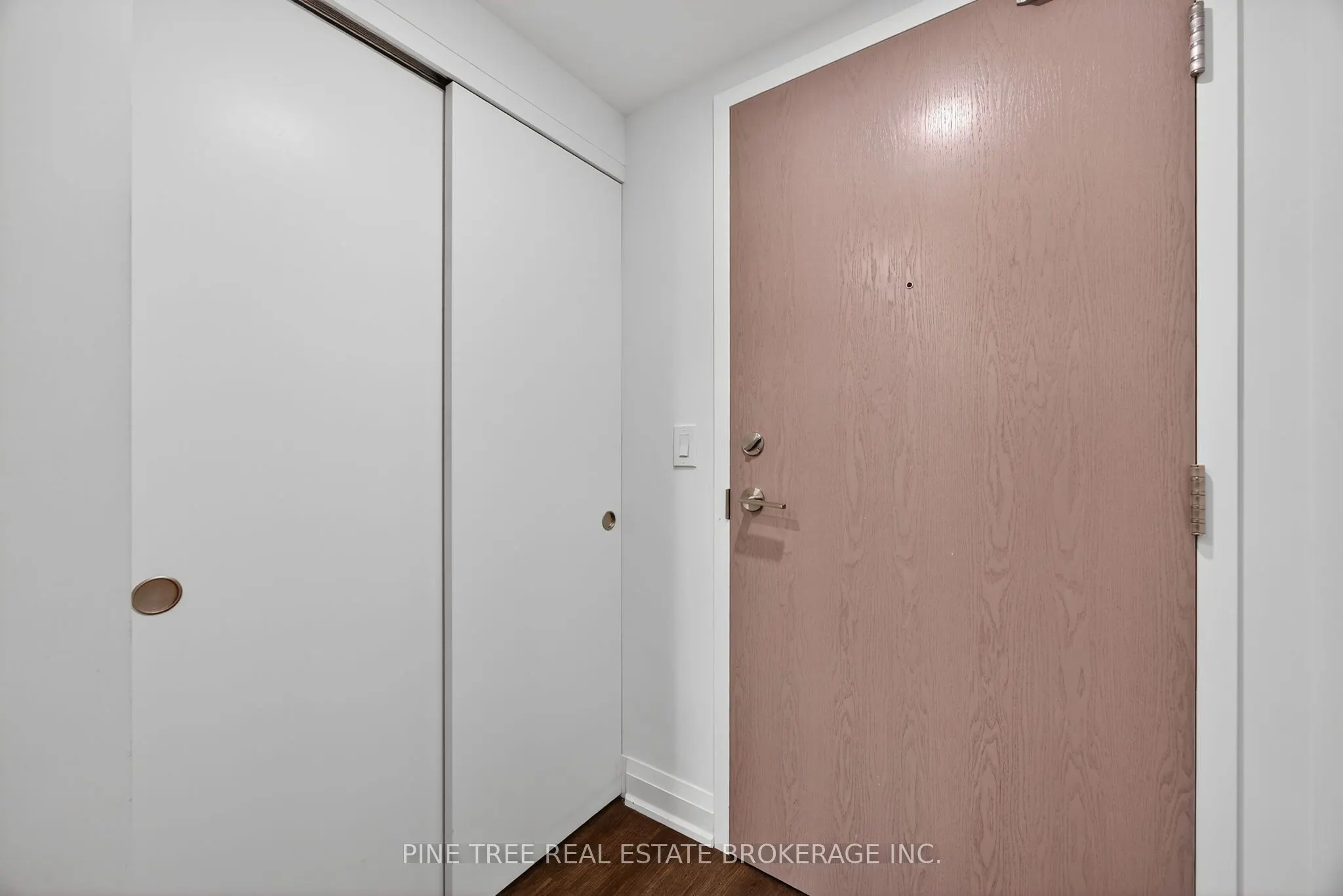 58 Lakeside Terrace, #305