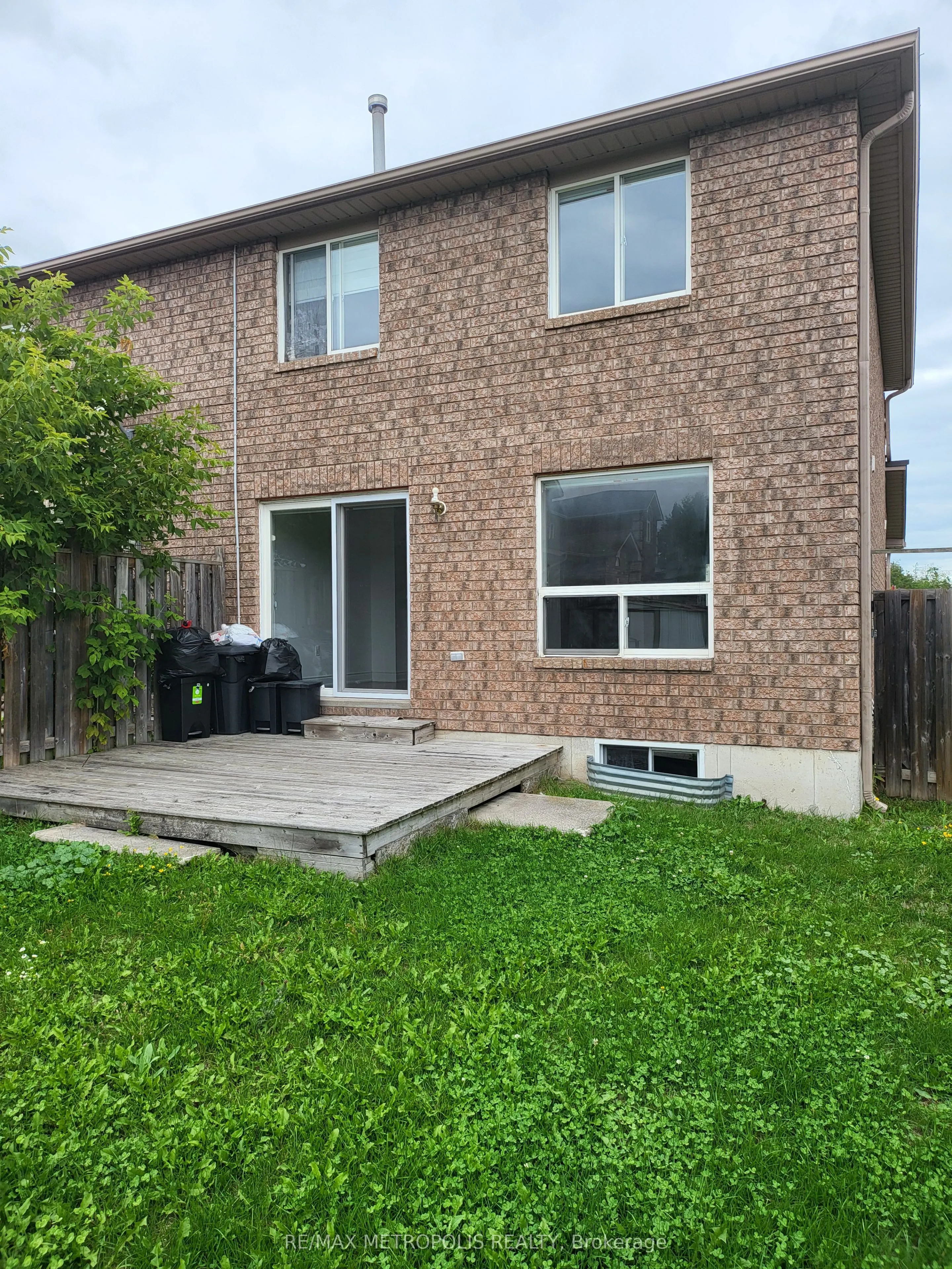 42 Larkin Drive