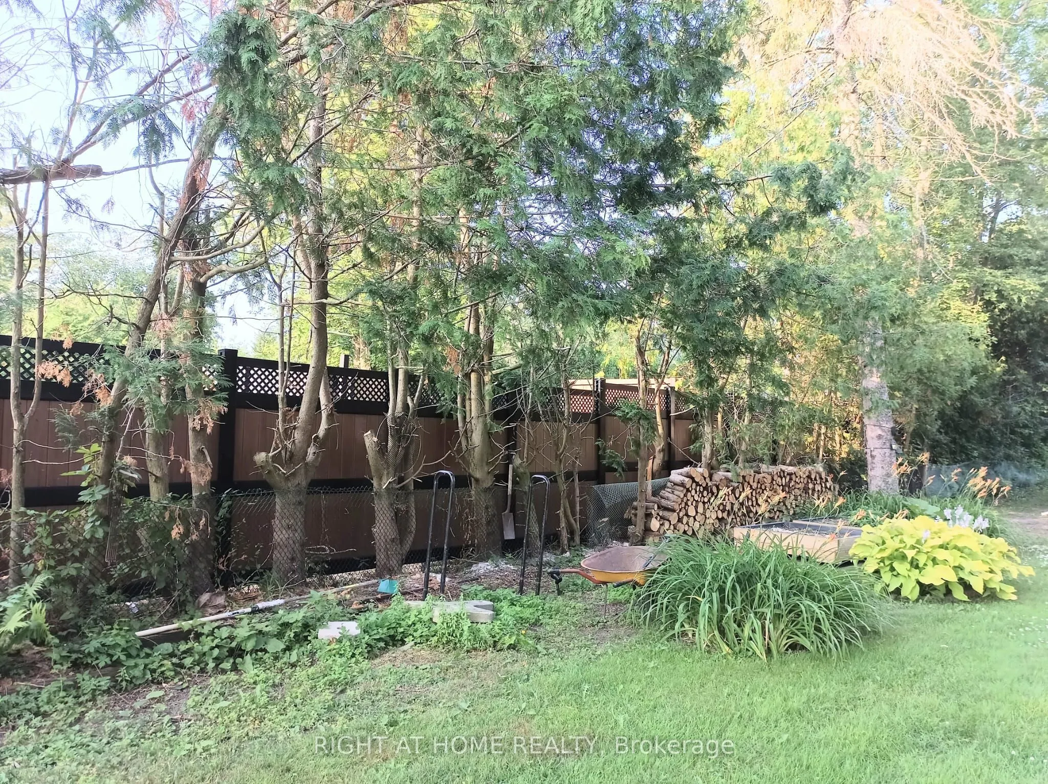 2323 Lakeshore Drive
