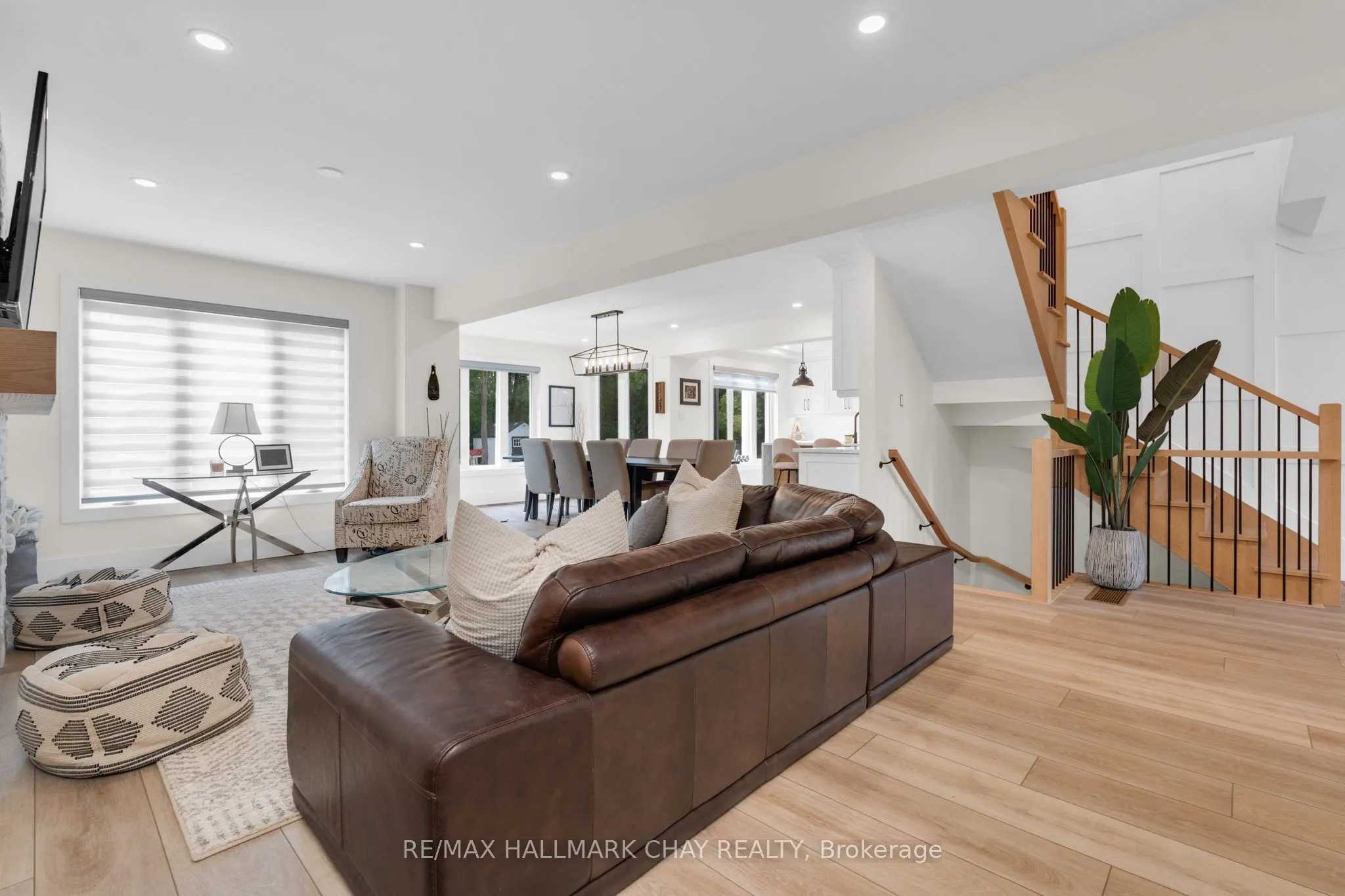 3 Heatherwood Drive