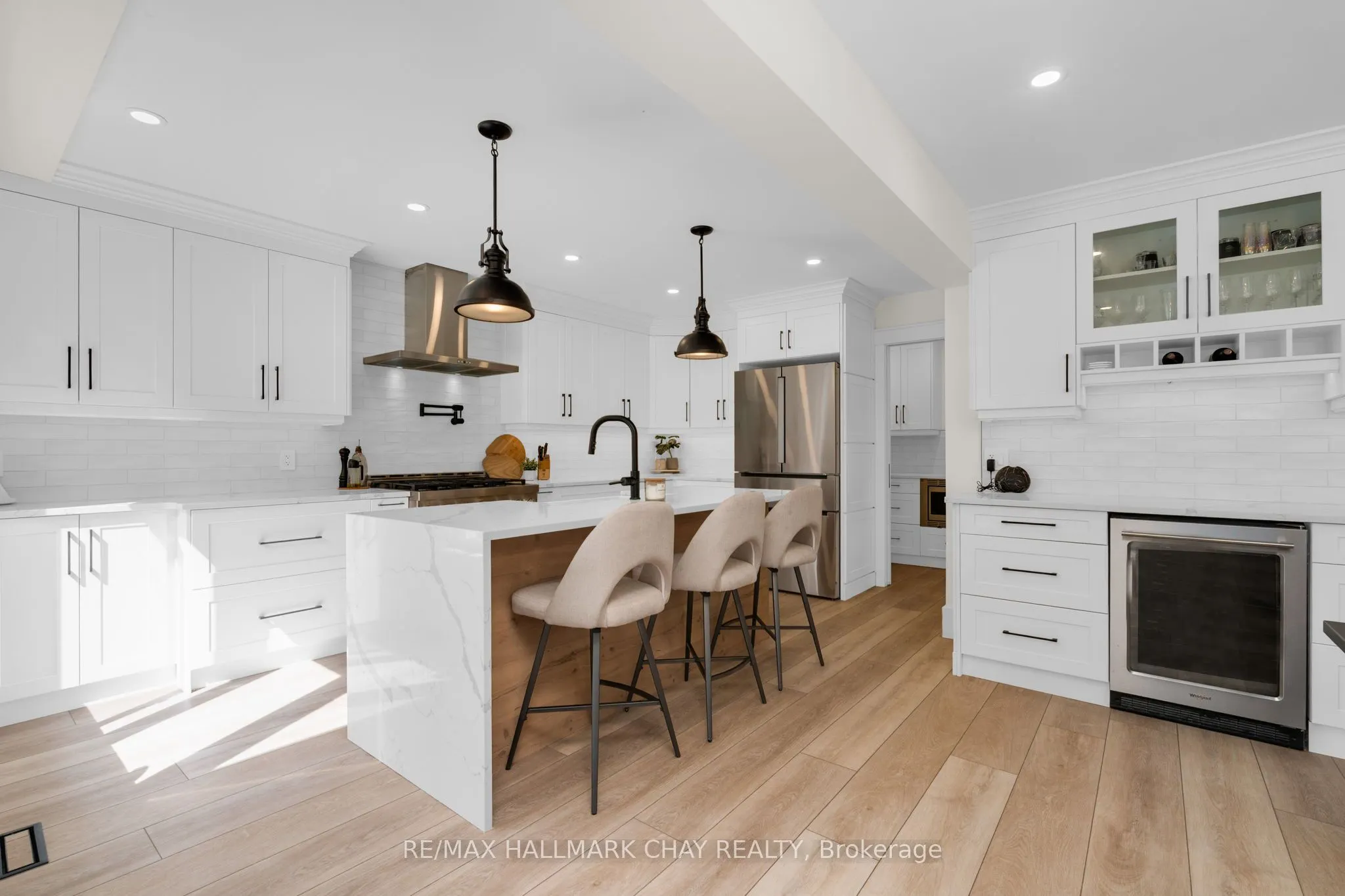 3 Heatherwood Drive