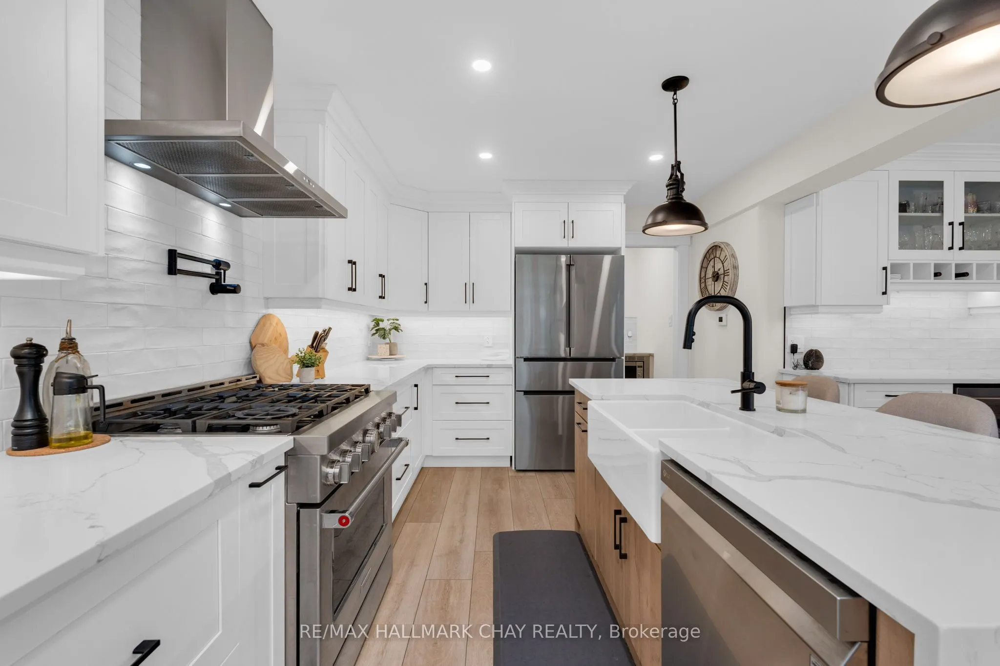 3 Heatherwood Drive