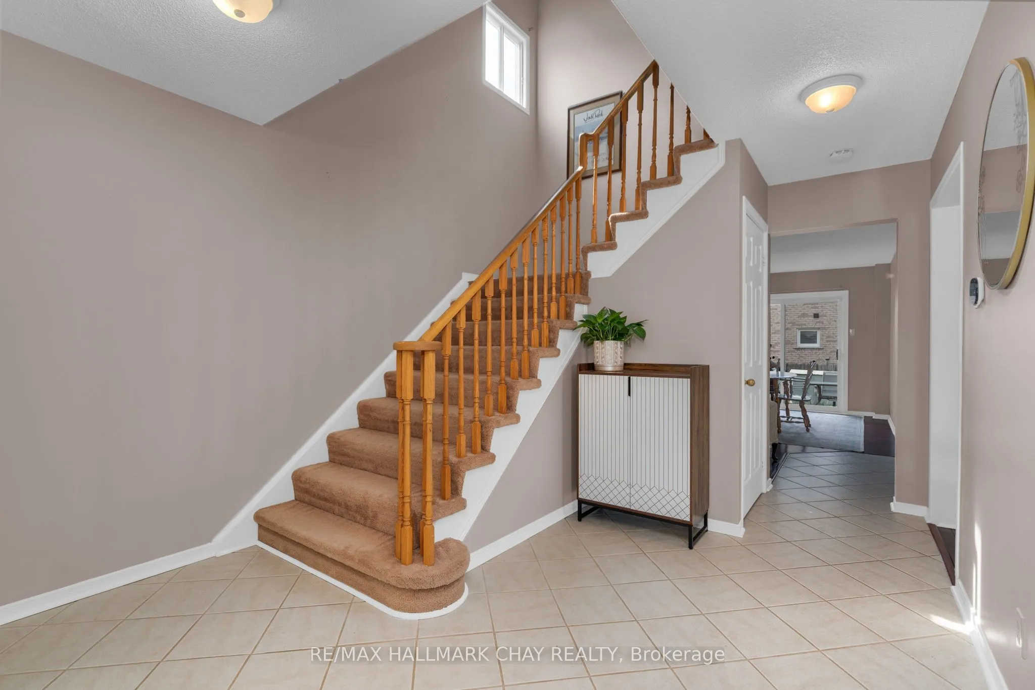294 Hickling Trail
