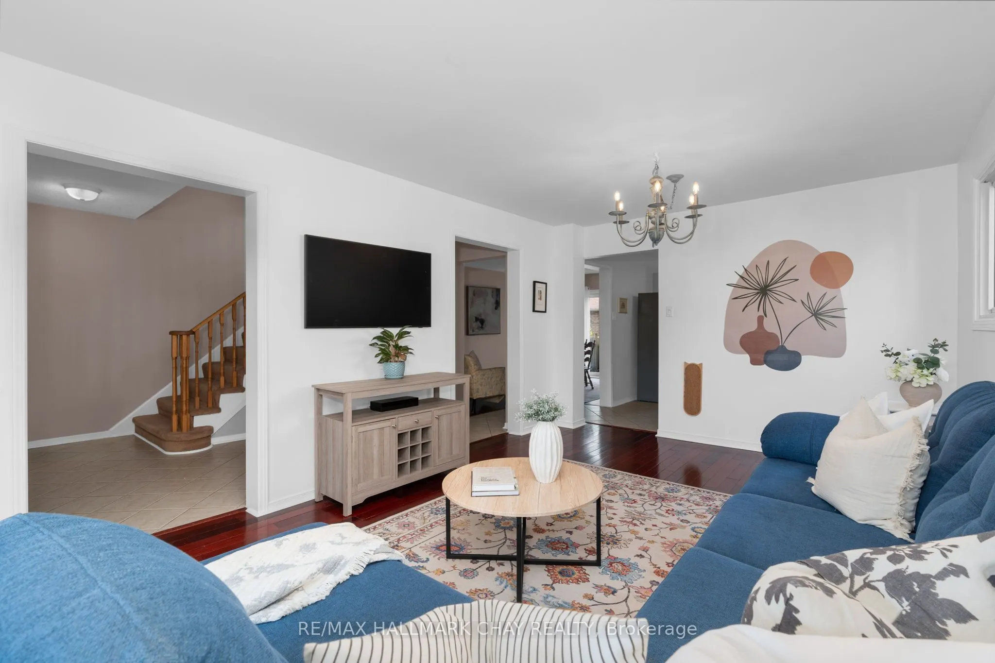 294 Hickling Trail
