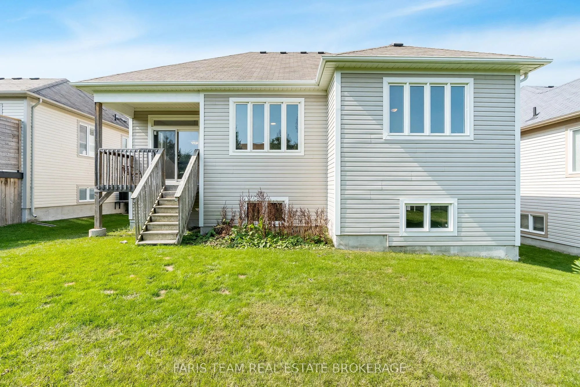 83 White Sands Way