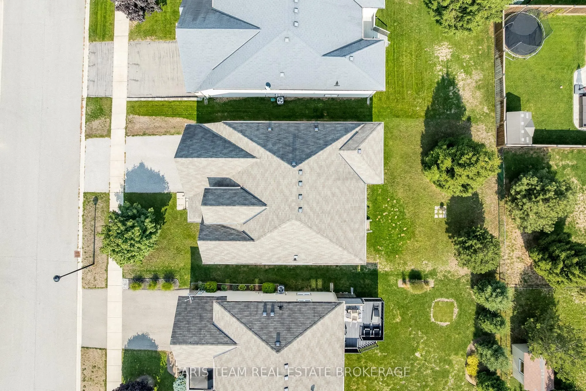 83 White Sands Way